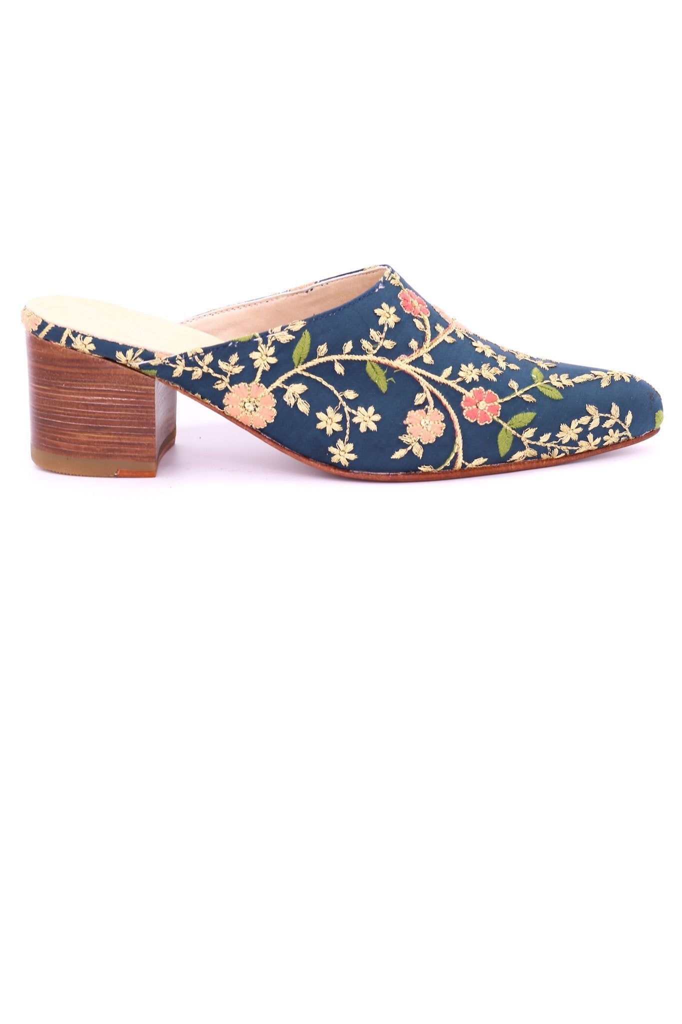 HEELED MULES MOMO X ANTHROPOLOGIE - BANGKOK TAILOR CLOTHING STORE - HANDMADE CLOTHING