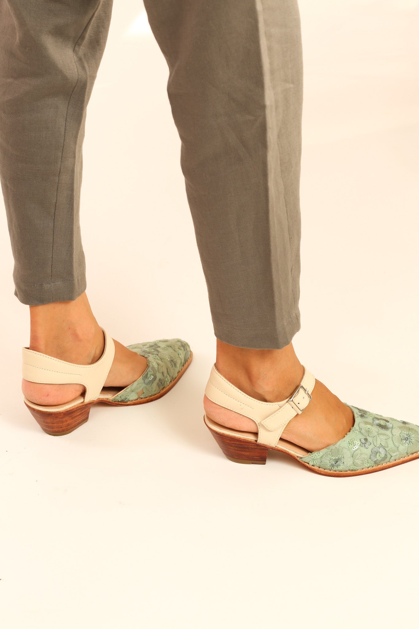 HEELED WESTERN SANDALS EVIN - BANGKOK TAILOR CLOTHING STORE - HANDMADE CLOTHING