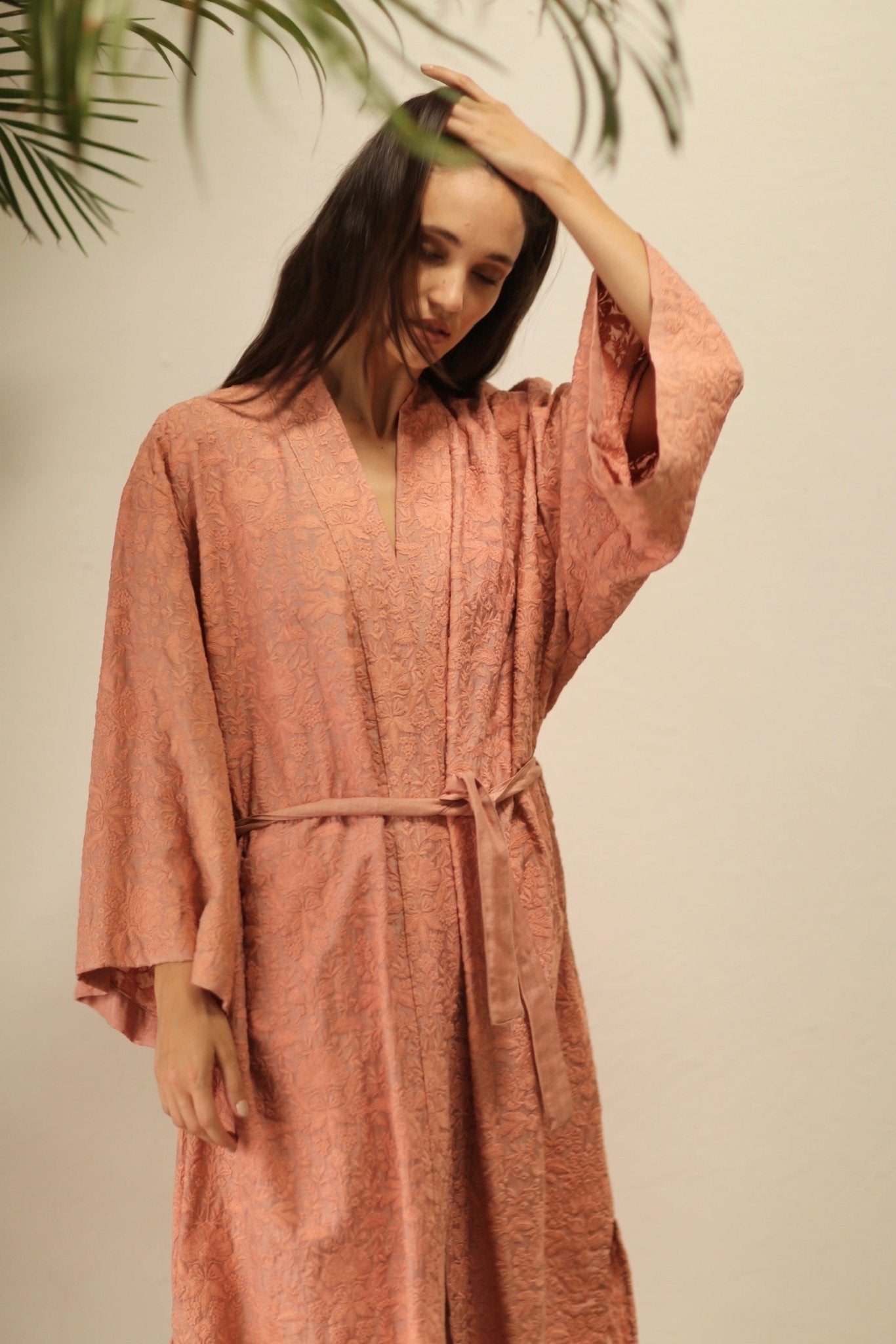 HERA PEACH PINK TUSSER SILK FLOWER KIMONO - BANGKOK TAILOR CLOTHING STORE - HANDMADE CLOTHING