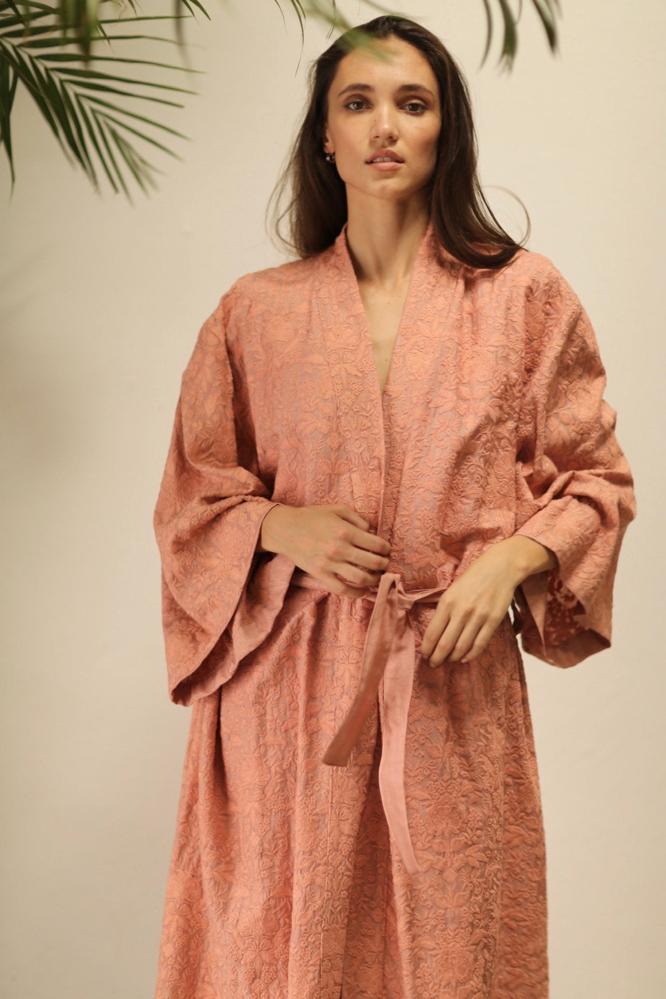 HERA PEACH PINK TUSSER SILK FLOWER KIMONO - BANGKOK TAILOR CLOTHING STORE - HANDMADE CLOTHING