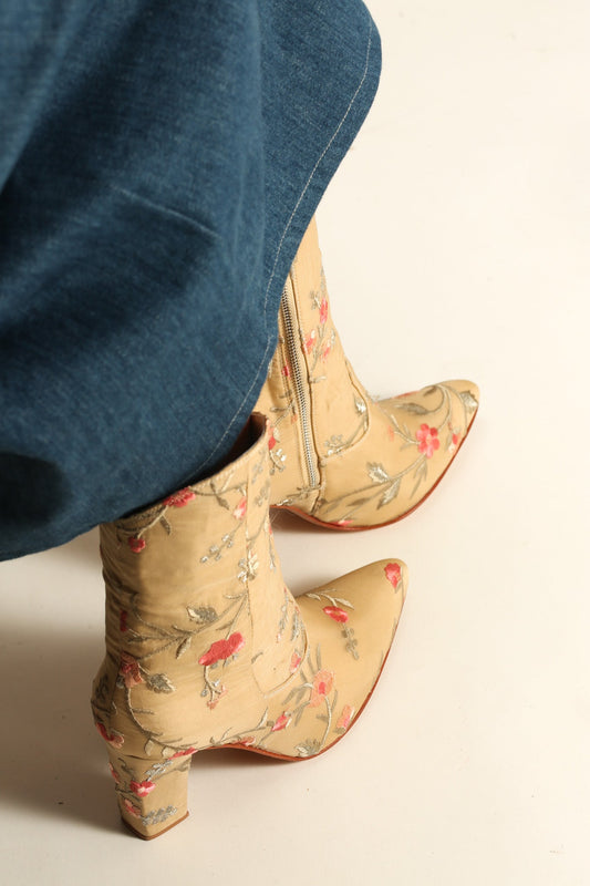 HIGH HEEL EMBROIDERED BOOTS DAINE - BANGKOK TAILOR CLOTHING STORE - HANDMADE CLOTHING