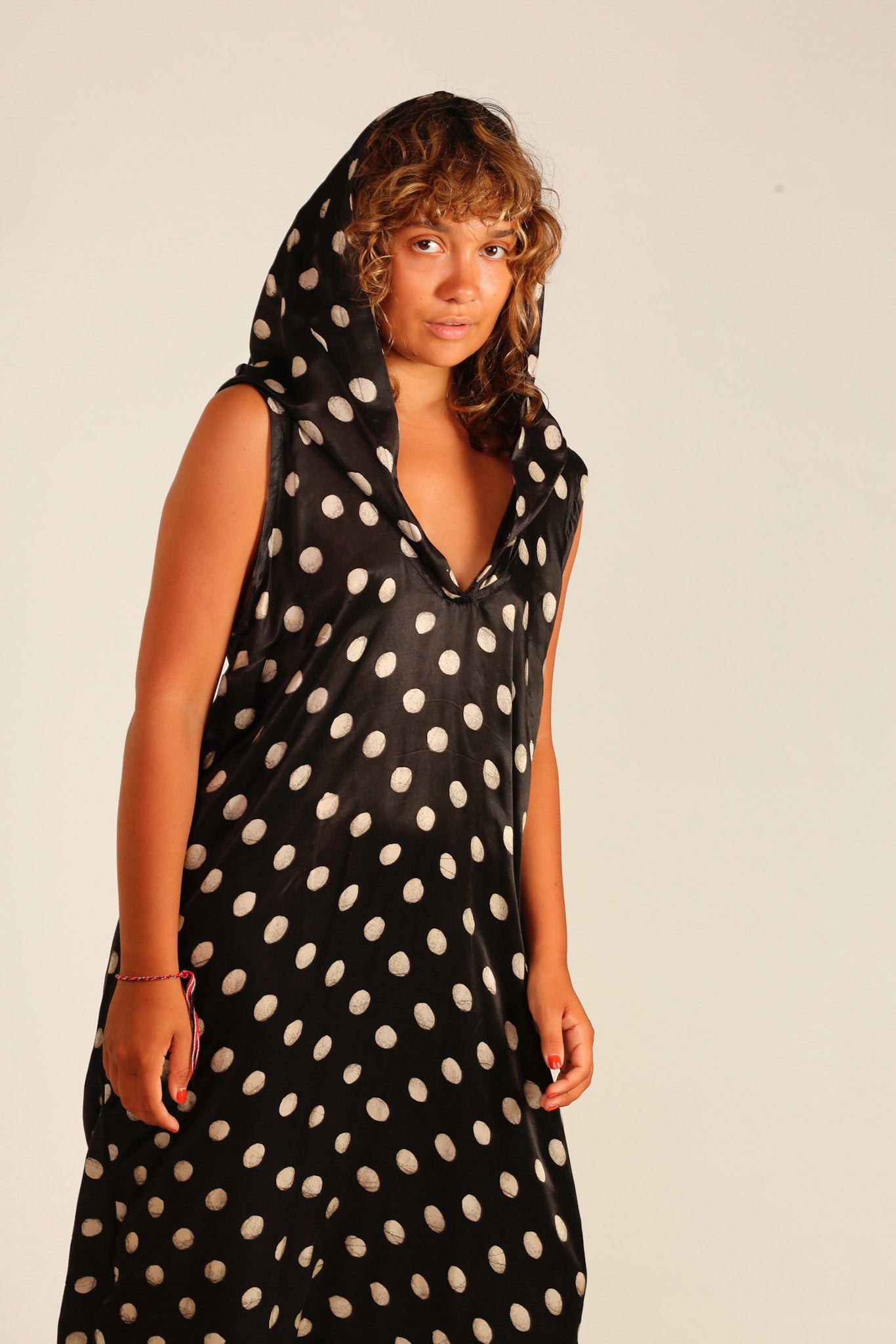 HOODIE DRESS POLKA DOT BLACK MADEENA - BANGKOK TAILOR CLOTHING STORE - HANDMADE CLOTHING