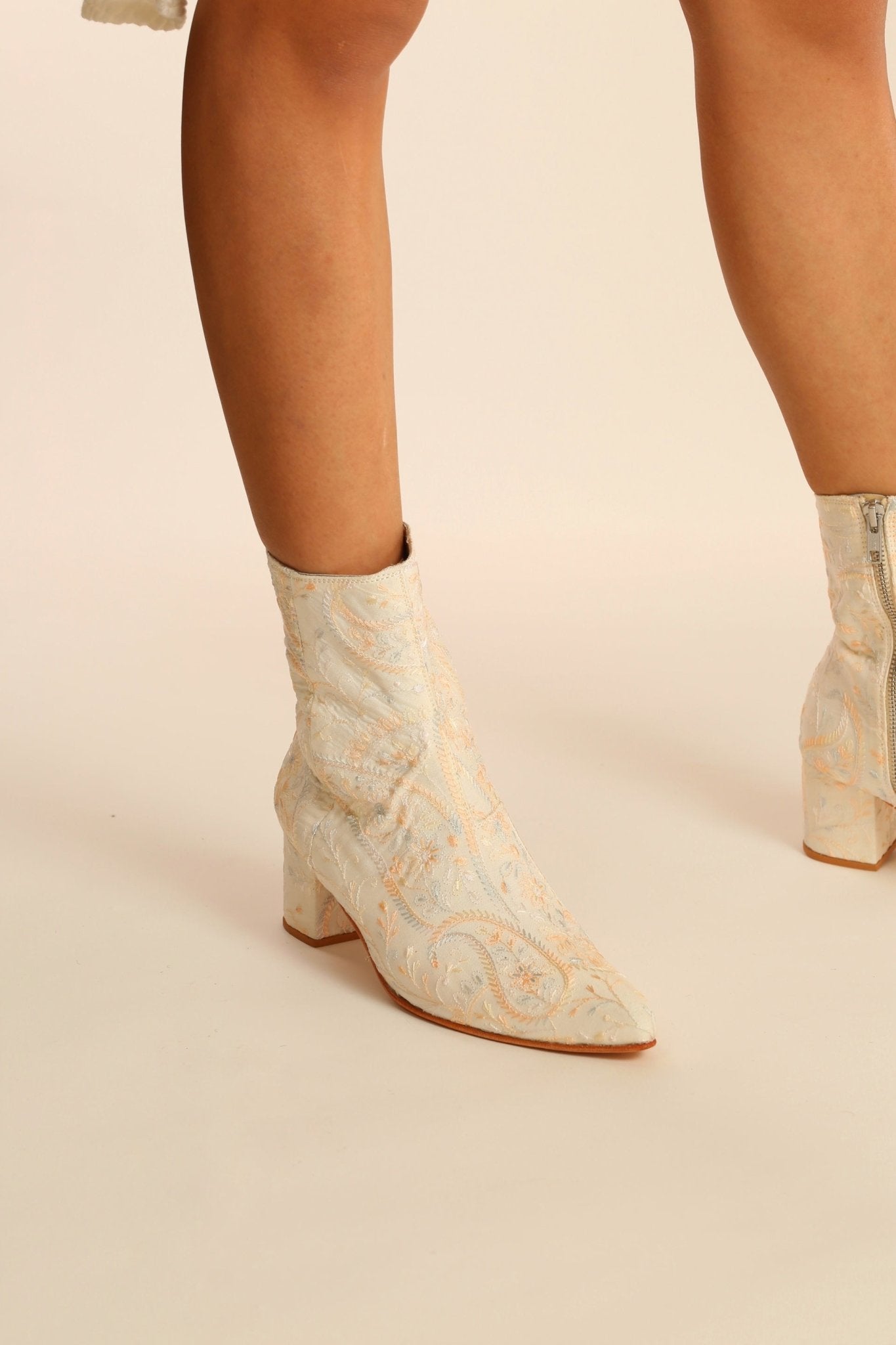 IVORY SILK EMBROIDERED WEDDING BOOTS GOLDEN - BANGKOK TAILOR CLOTHING STORE - HANDMADE CLOTHING