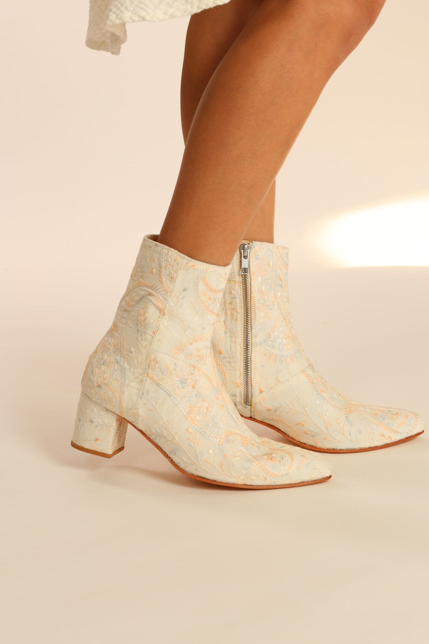 IVORY SILK EMBROIDERED WEDDING BOOTS GOLDEN - BANGKOK TAILOR CLOTHING STORE - HANDMADE CLOTHING