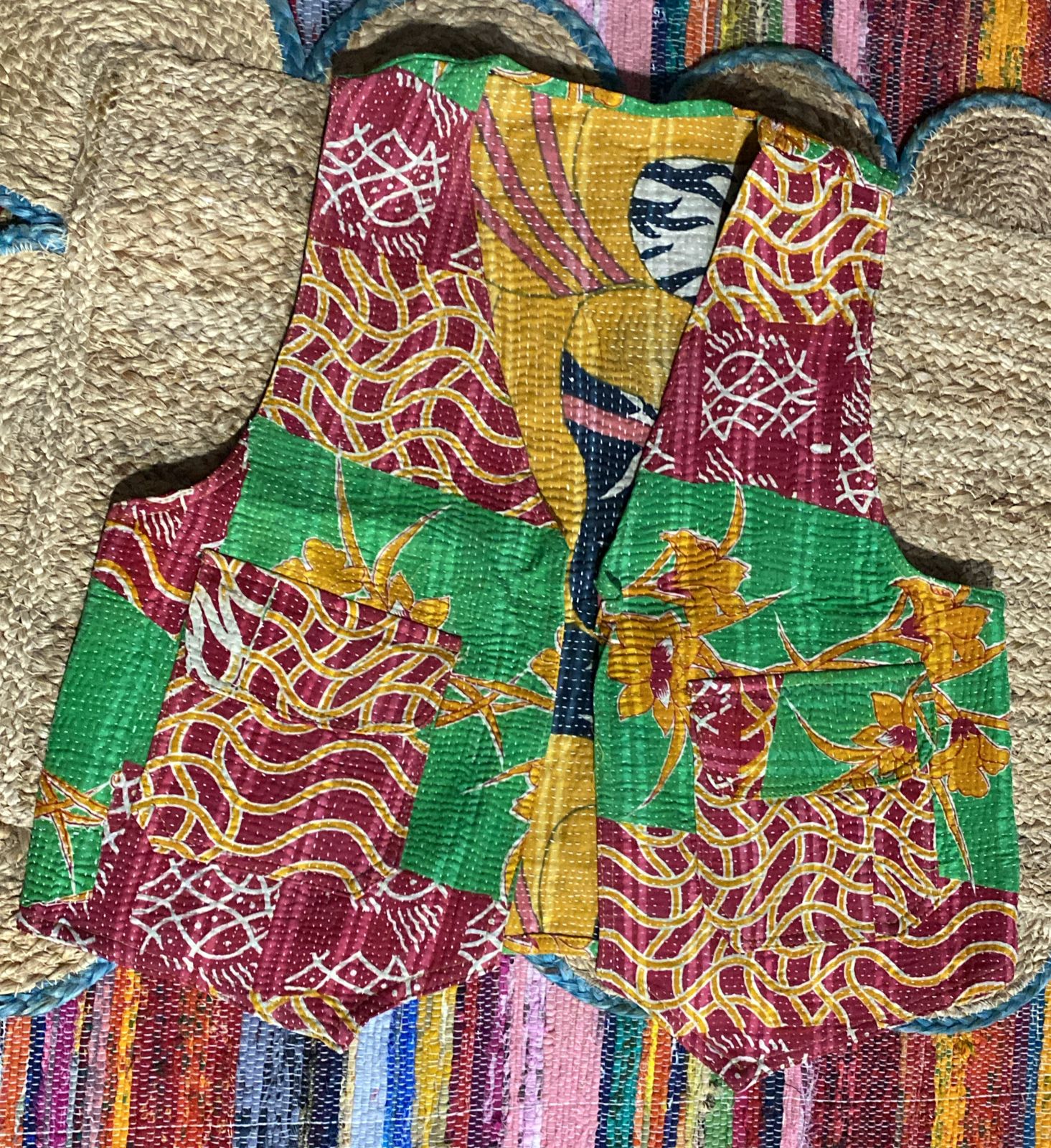 KANTHA QUILT VEST AMIRA - BANGKOK TAILOR CLOTHING STORE - HANDMADE CLOTHING