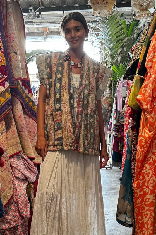 KANTHA QUILT VEST AMIRA - BANGKOK TAILOR CLOTHING STORE - HANDMADE CLOTHING