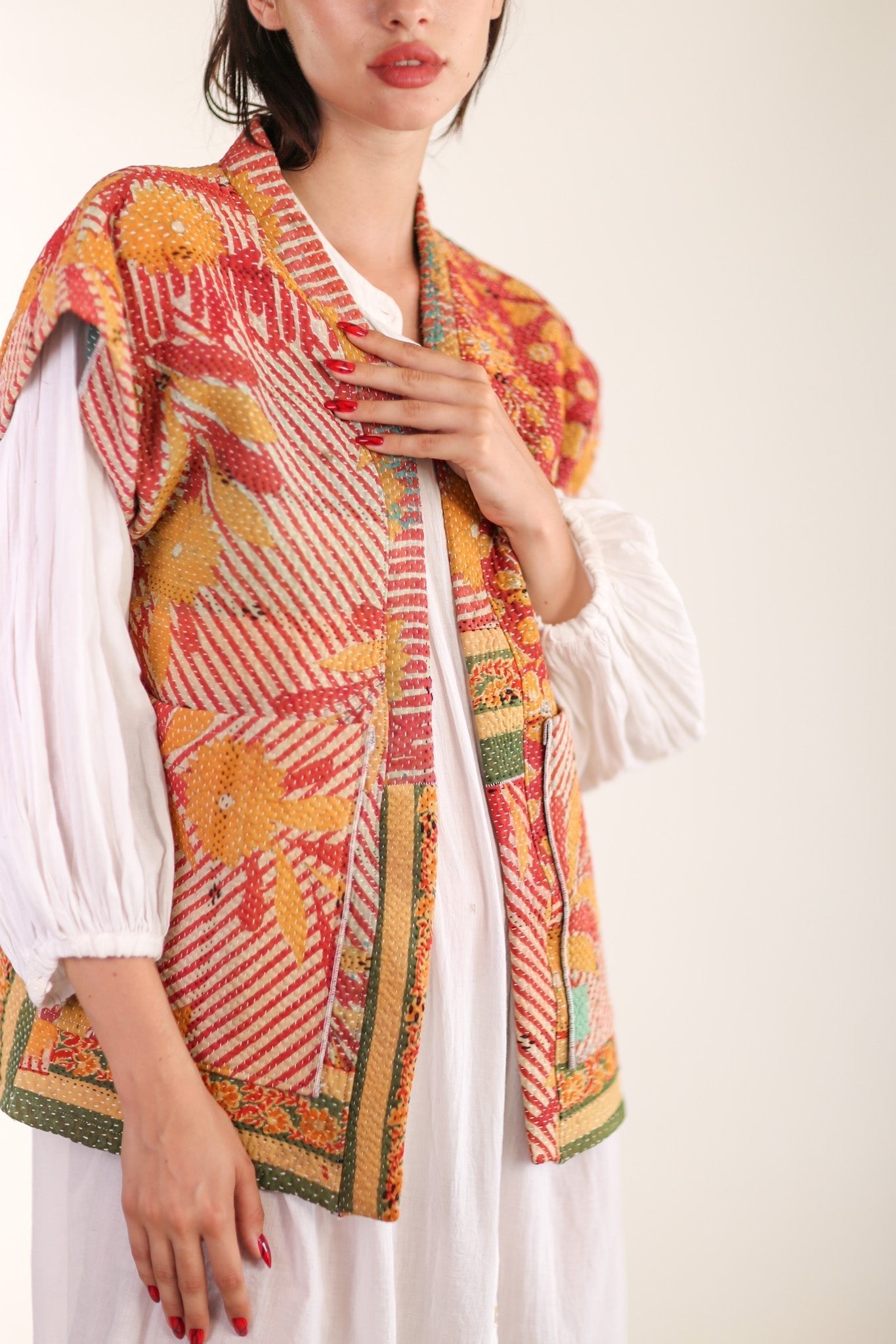 KANTHA QUILT VEST RUISA - BANGKOK TAILOR CLOTHING STORE - HANDMADE CLOTHING