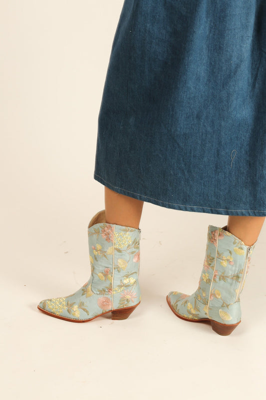 LIGHT BLUE EMBROIDERED BOOTS YANA - BANGKOK TAILOR CLOTHING STORE - HANDMADE CLOTHING