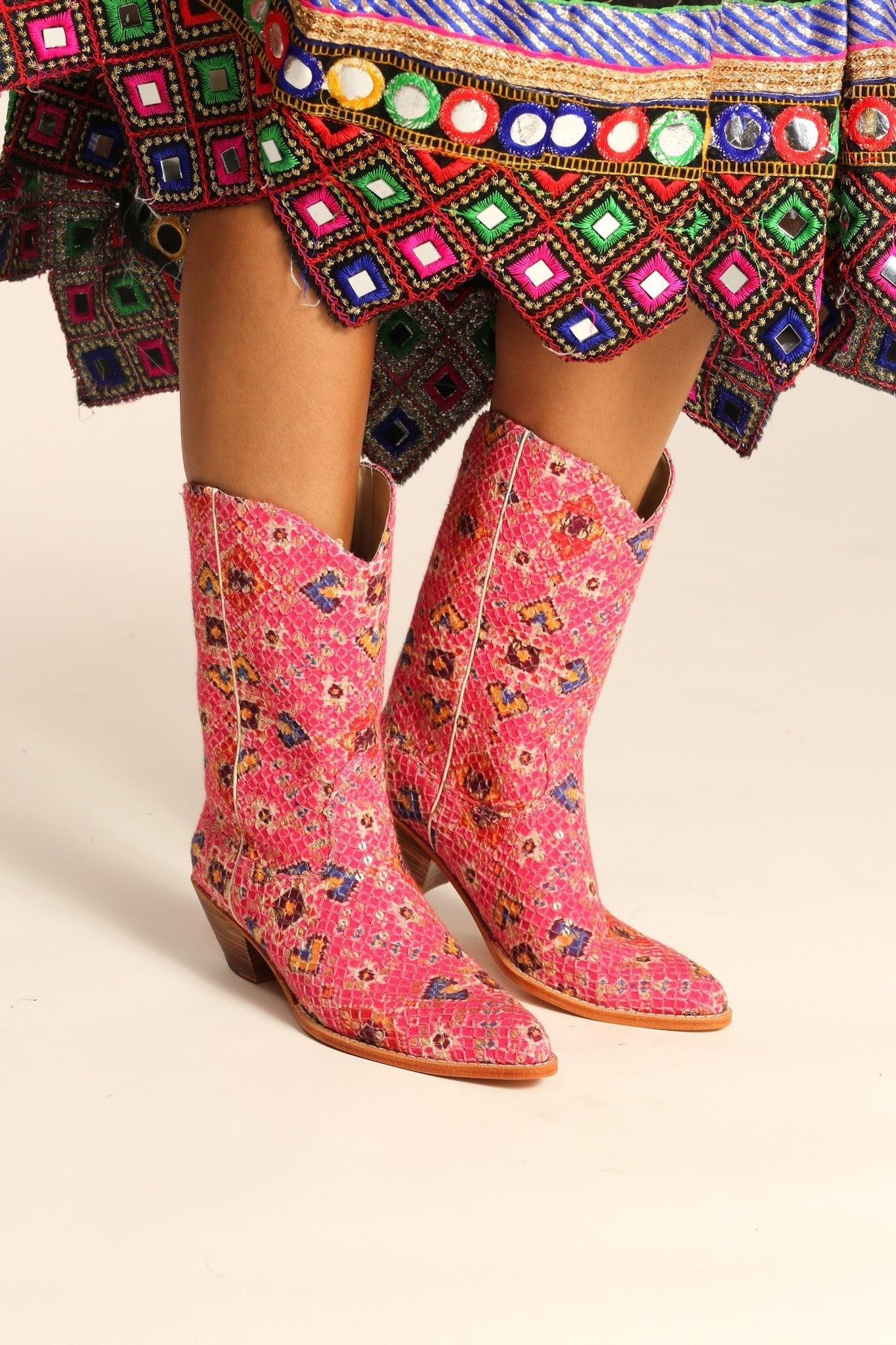 PINK WESTERN BOOTS BAJA - BANGKOK TAILOR CLOTHING STORE - HANDMADE CLOTHING