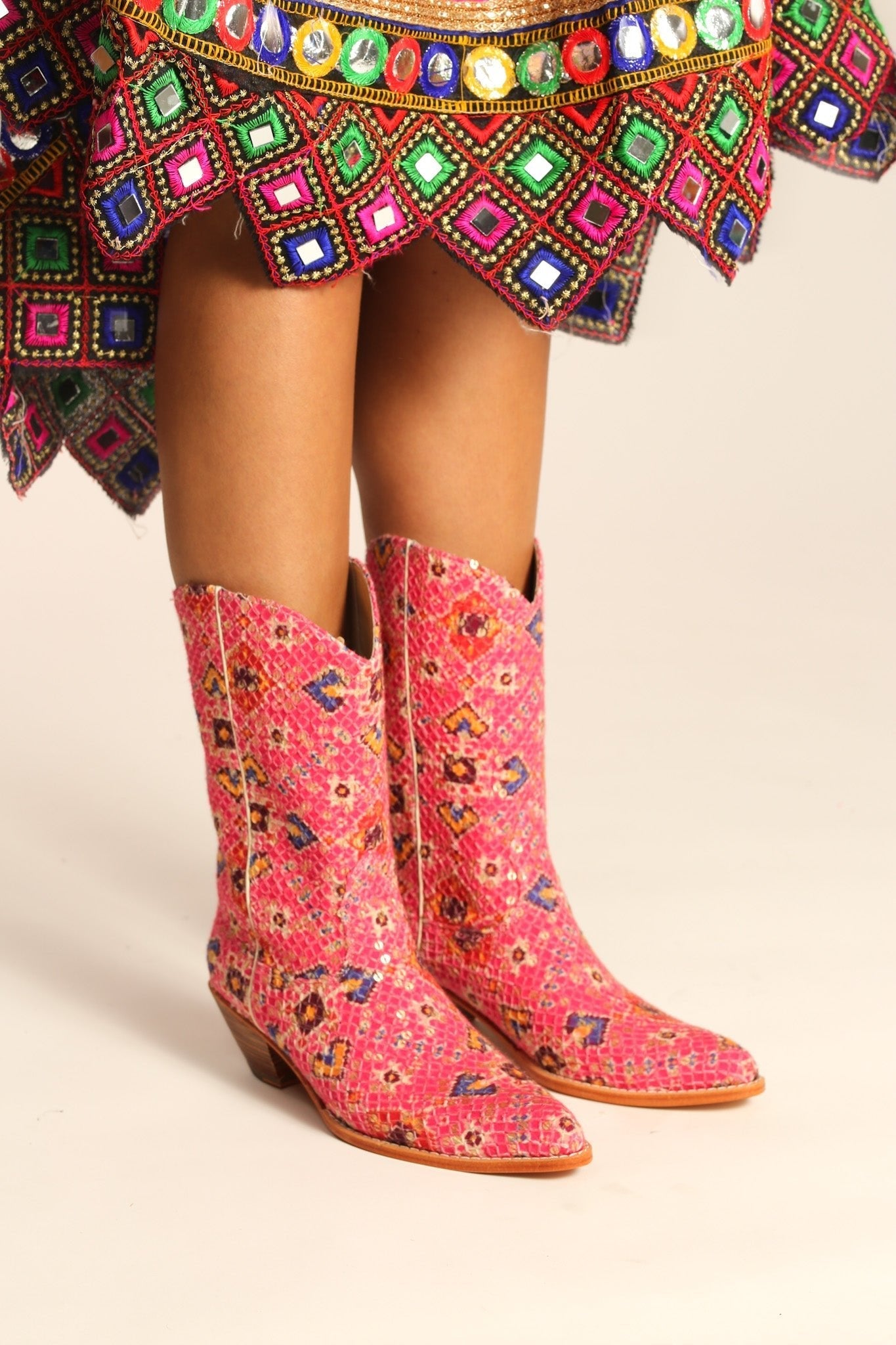 PINK WESTERN BOOTS BAJA - BANGKOK TAILOR CLOTHING STORE - HANDMADE CLOTHING