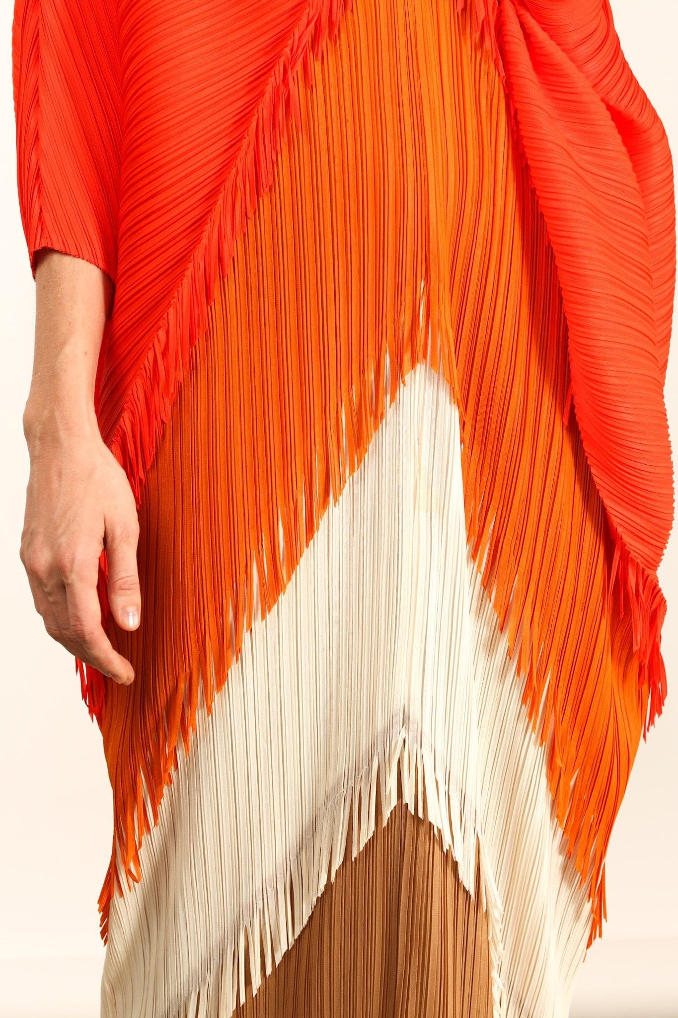 PLEATED KAFTAN DRESS MARA - BANGKOK TAILOR CLOTHING STORE - HANDMADE CLOTHING