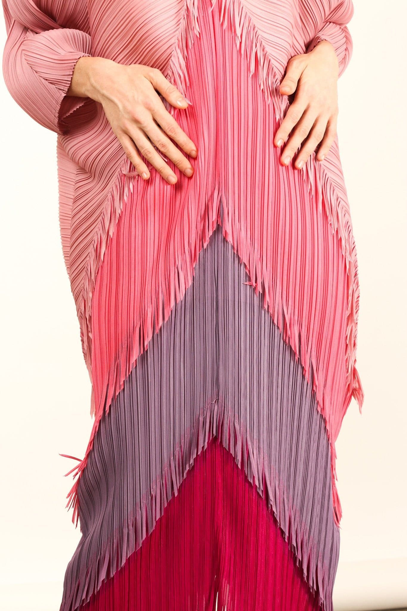 PLEATED KAFTAN DRESS MARA - BANGKOK TAILOR CLOTHING STORE - HANDMADE CLOTHING