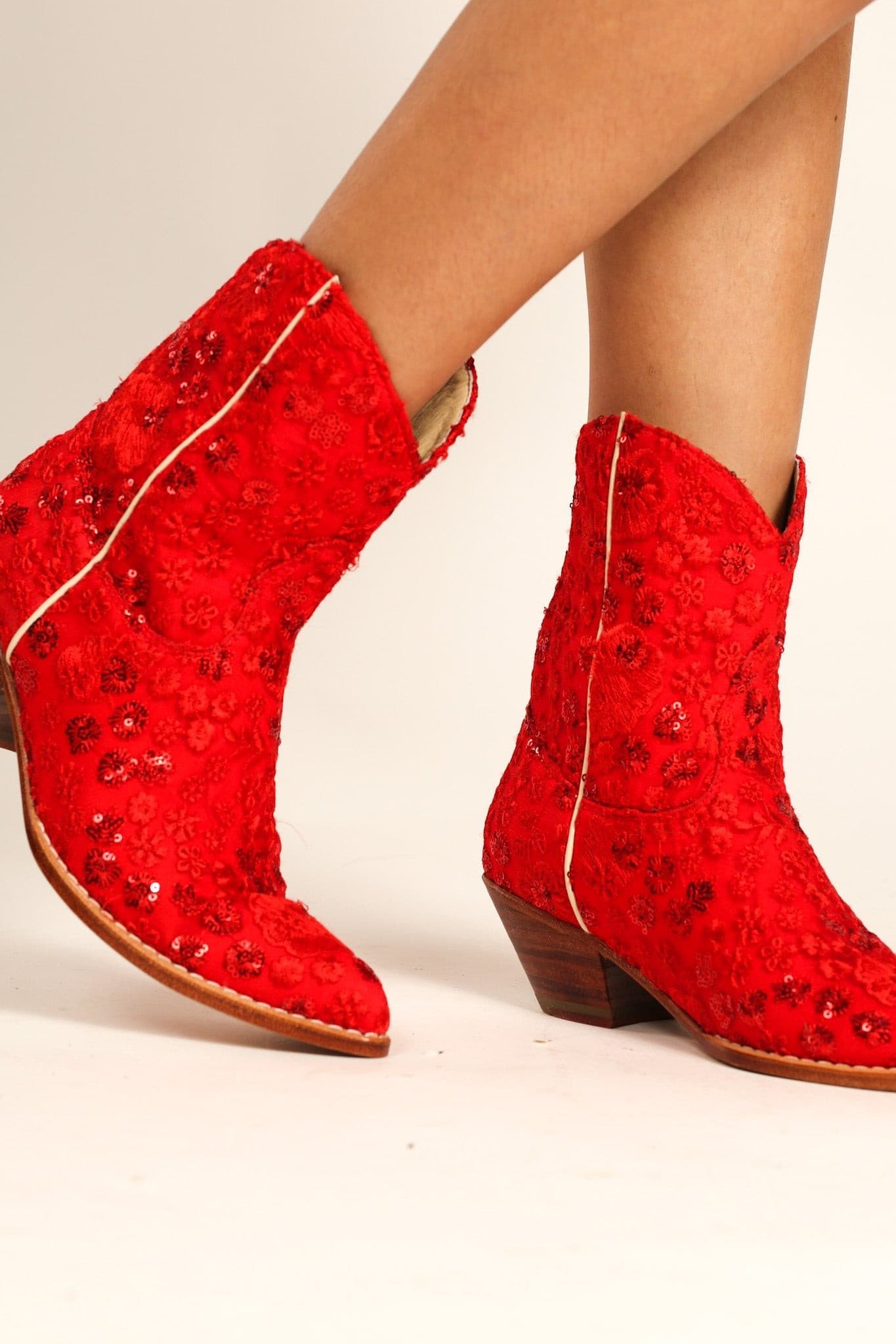 RED EMBROIDERED BOOTS ALESSA - BANGKOK TAILOR CLOTHING STORE - HANDMADE CLOTHING