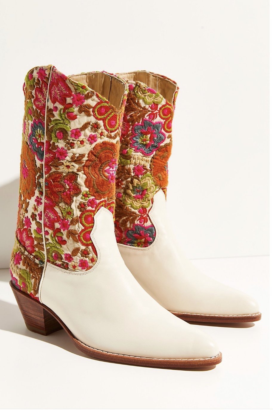 SELINA EMBROIDERED WESTERN BOOTS (IVORY) - BANGKOK TAILOR CLOTHING STORE - HANDMADE CLOTHING