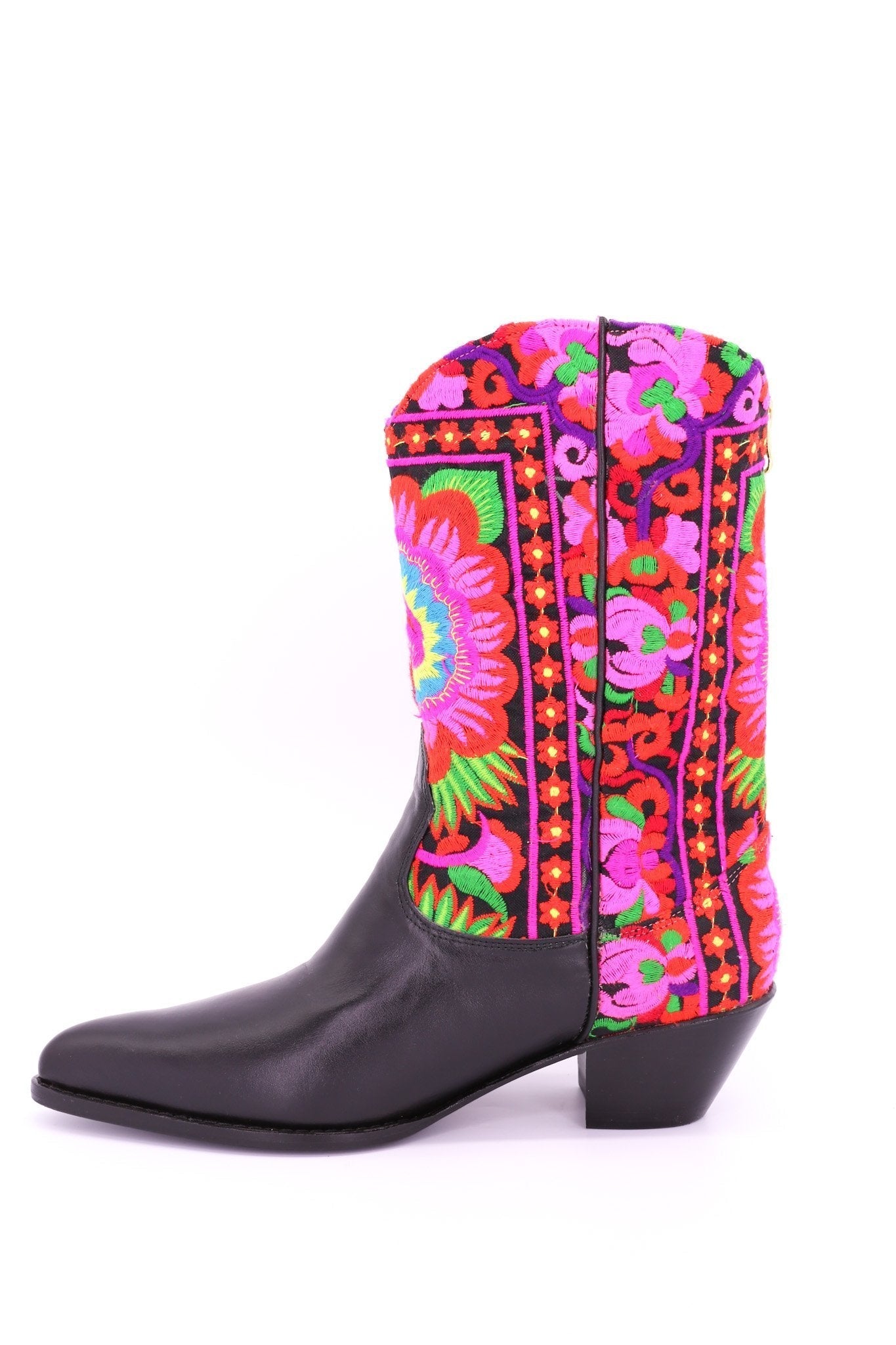 SELINA EMBROIDERED WESTERN COWBOY BOOTS - BANGKOK TAILOR CLOTHING STORE - HANDMADE CLOTHING