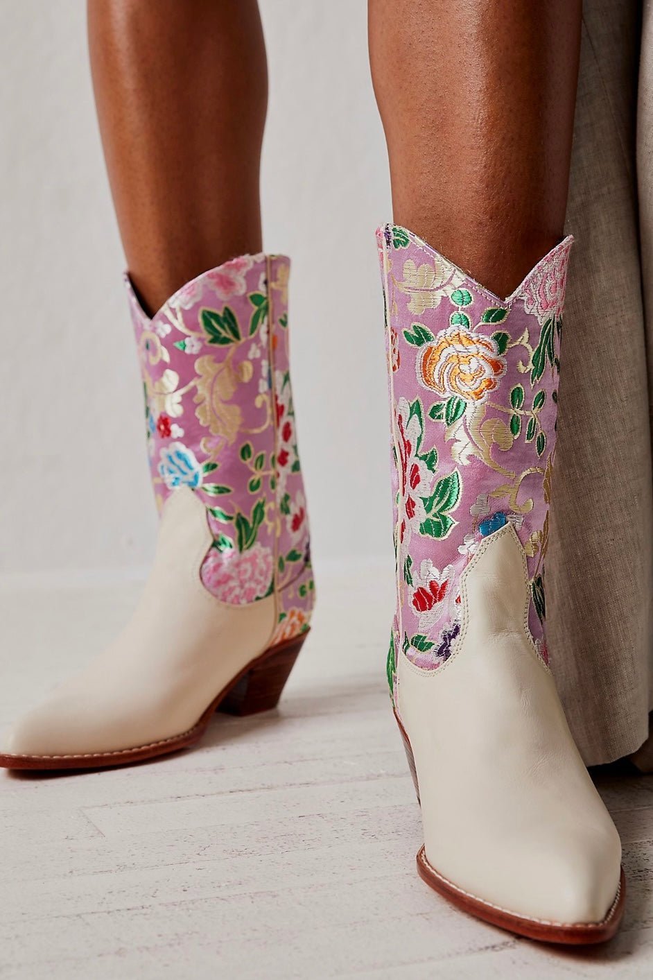 SELINA WESTERN CHINESE SILK BOOTS - BANGKOK TAILOR CLOTHING STORE - HANDMADE CLOTHING