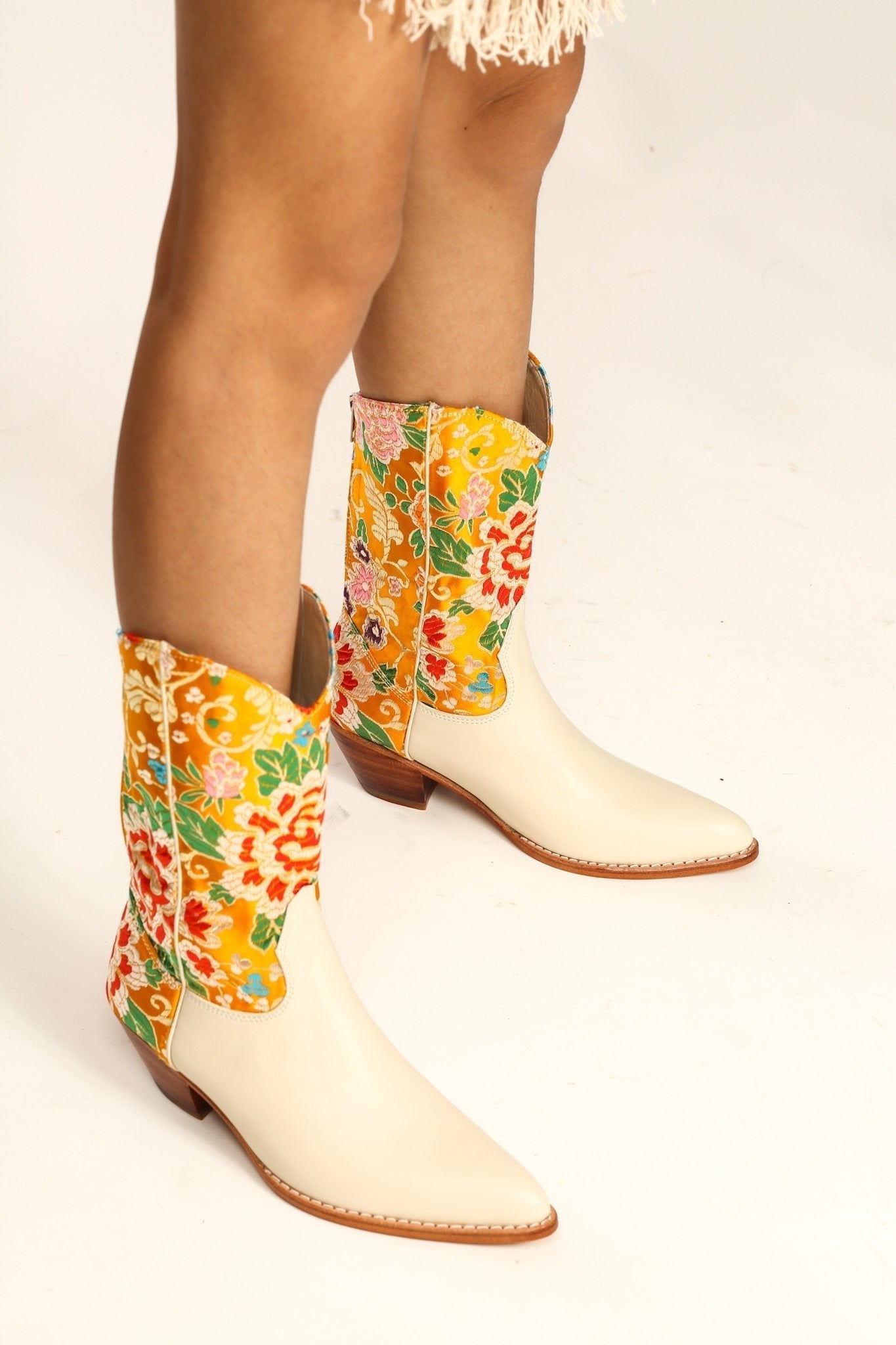 SELINA WESTERN CHINESE SILK BOOTS - BANGKOK TAILOR CLOTHING STORE - HANDMADE CLOTHING