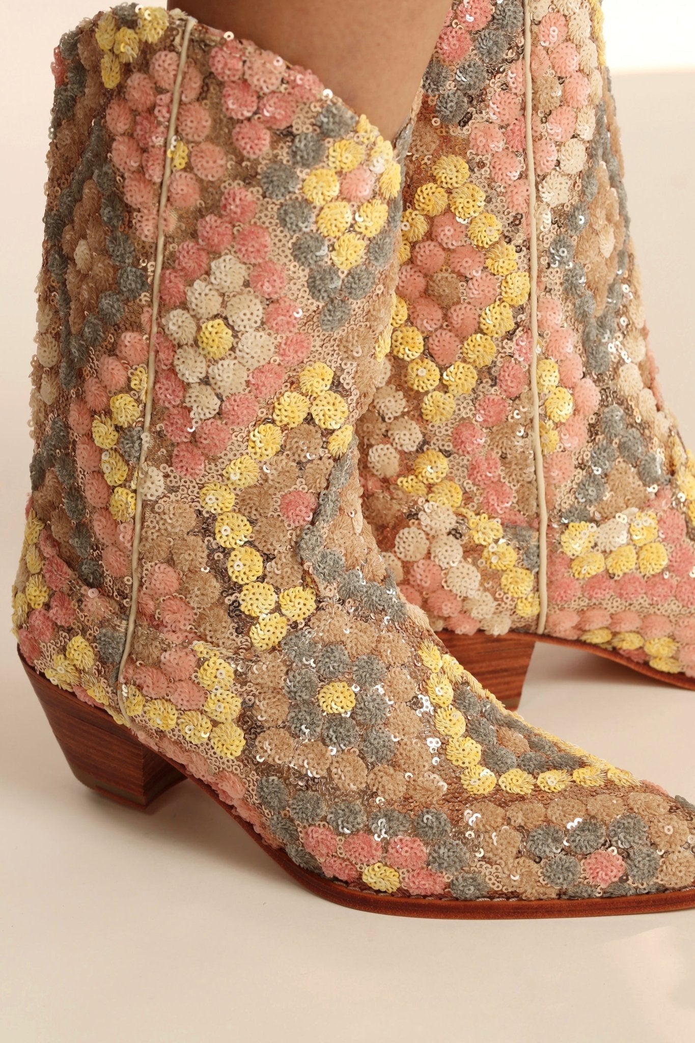 SEQUIN EMBROIDERED SILK WESTERN BOOTS NAHOME - BANGKOK TAILOR CLOTHING STORE - HANDMADE CLOTHING