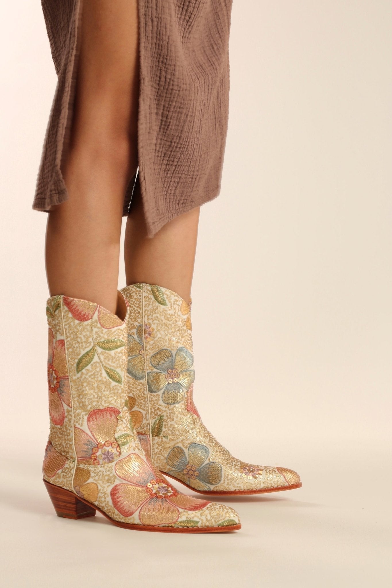 SEQUIN EMBROIDERED WESTERN BOOTS SILK GABRIELA - BANGKOK TAILOR CLOTHING STORE - HANDMADE CLOTHING