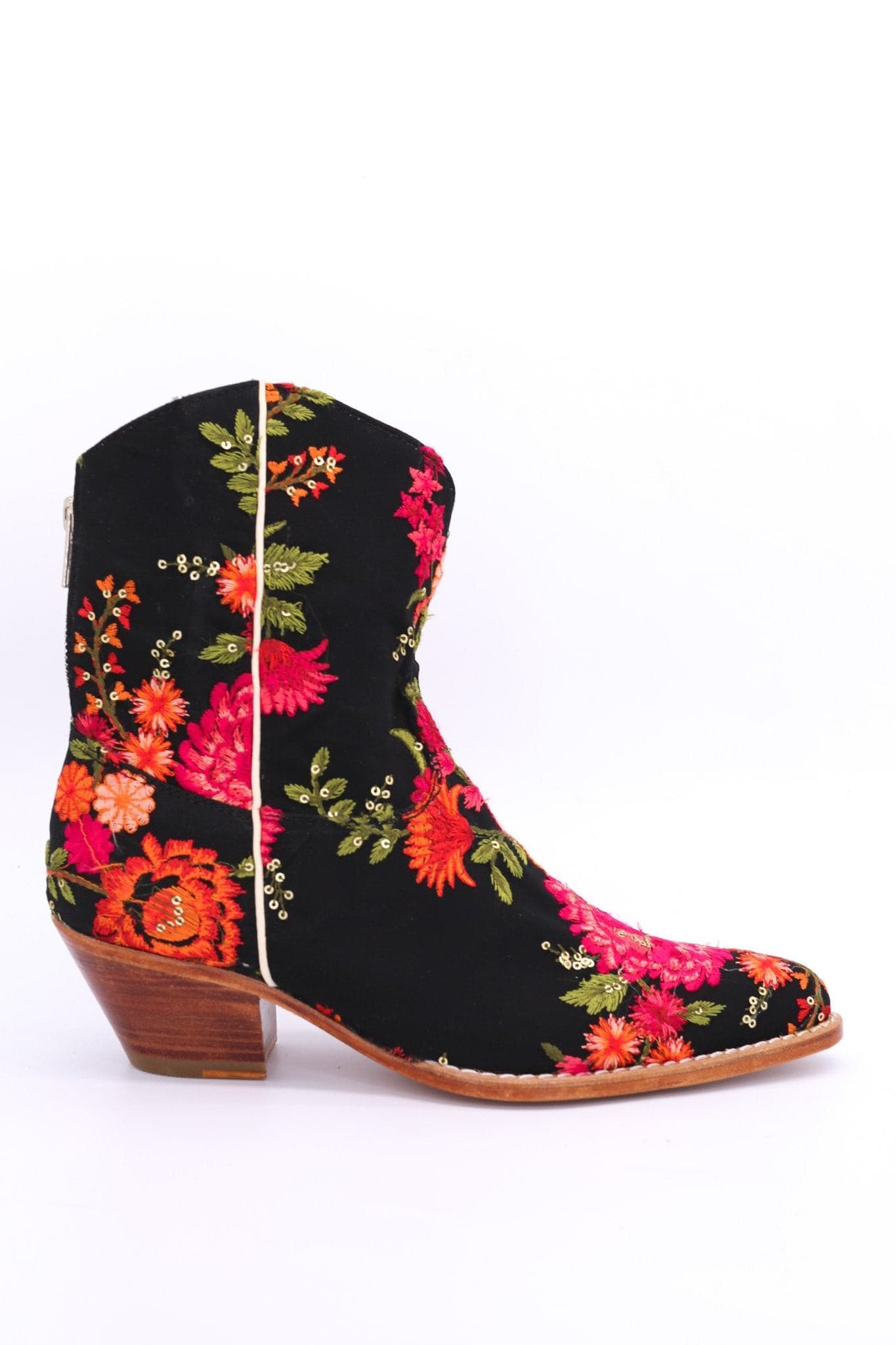 SHORT WESTERN BOOTS EMBROIDERED LEILA - BANGKOK TAILOR CLOTHING STORE - HANDMADE CLOTHING