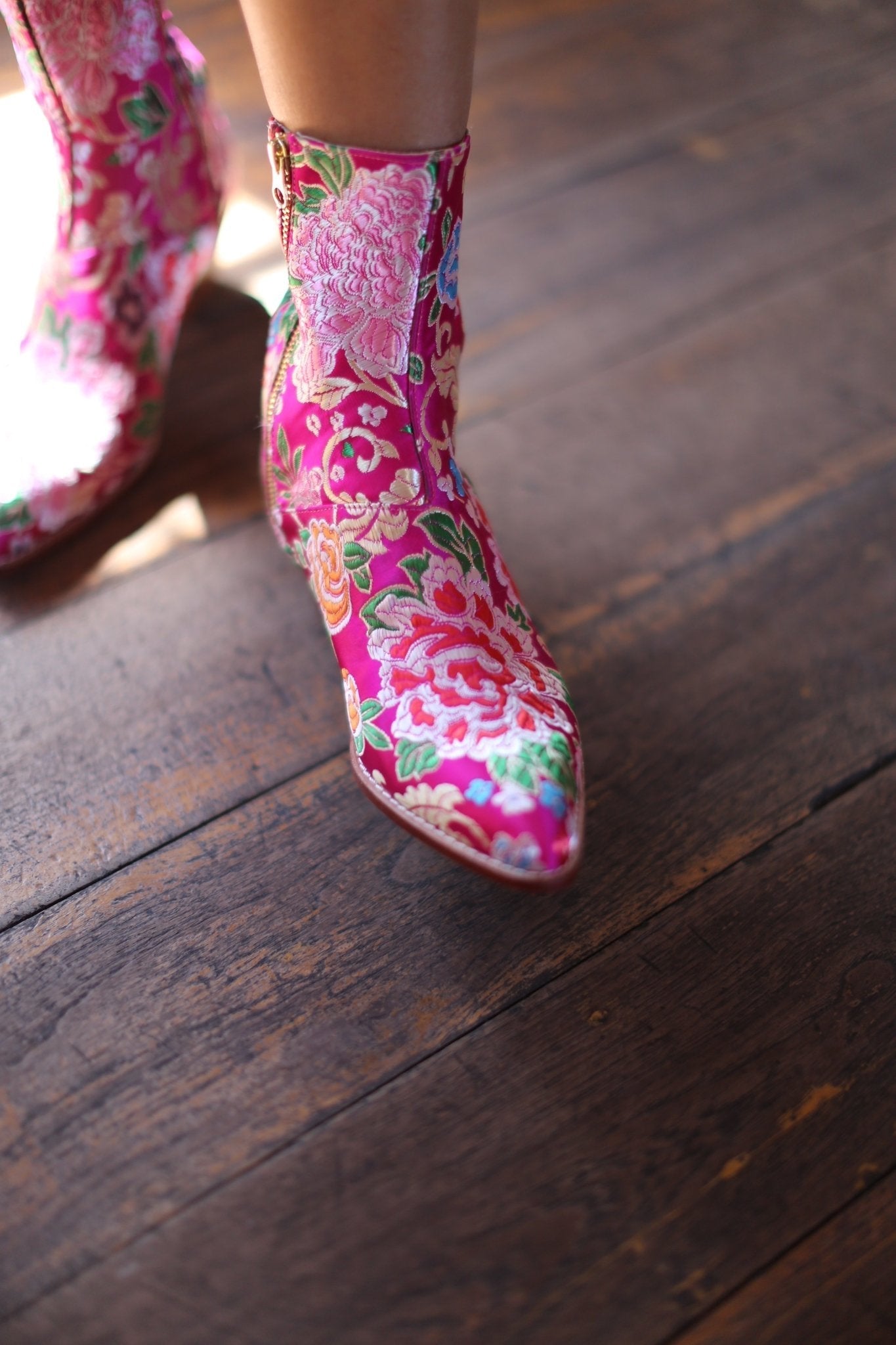 SILK ANKLE BOOTS TIFFANY - BANGKOK TAILOR CLOTHING STORE - HANDMADE CLOTHING