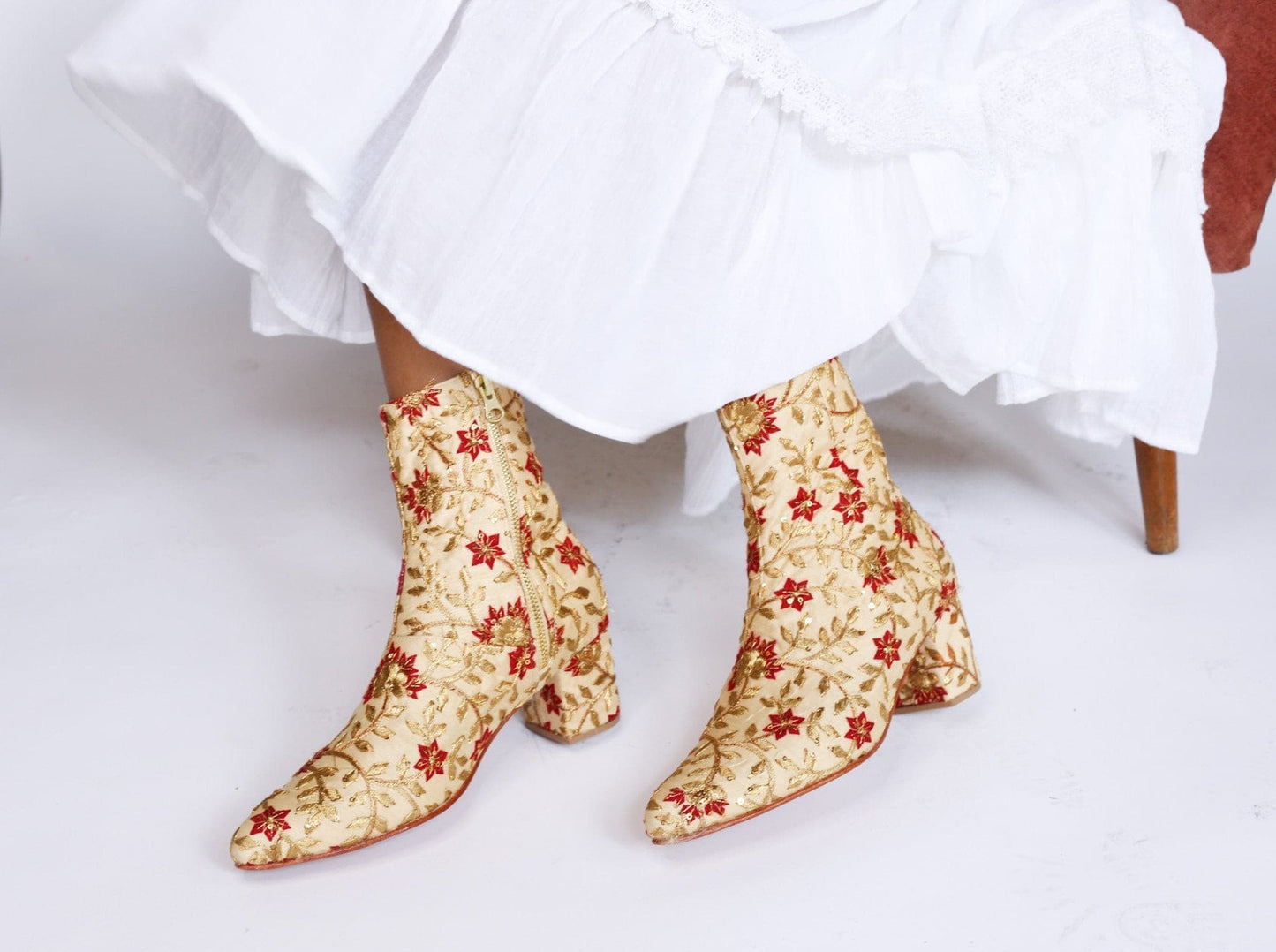 SILK EMBROIDERED BOOTS KATE - BANGKOK TAILOR CLOTHING STORE - HANDMADE CLOTHING