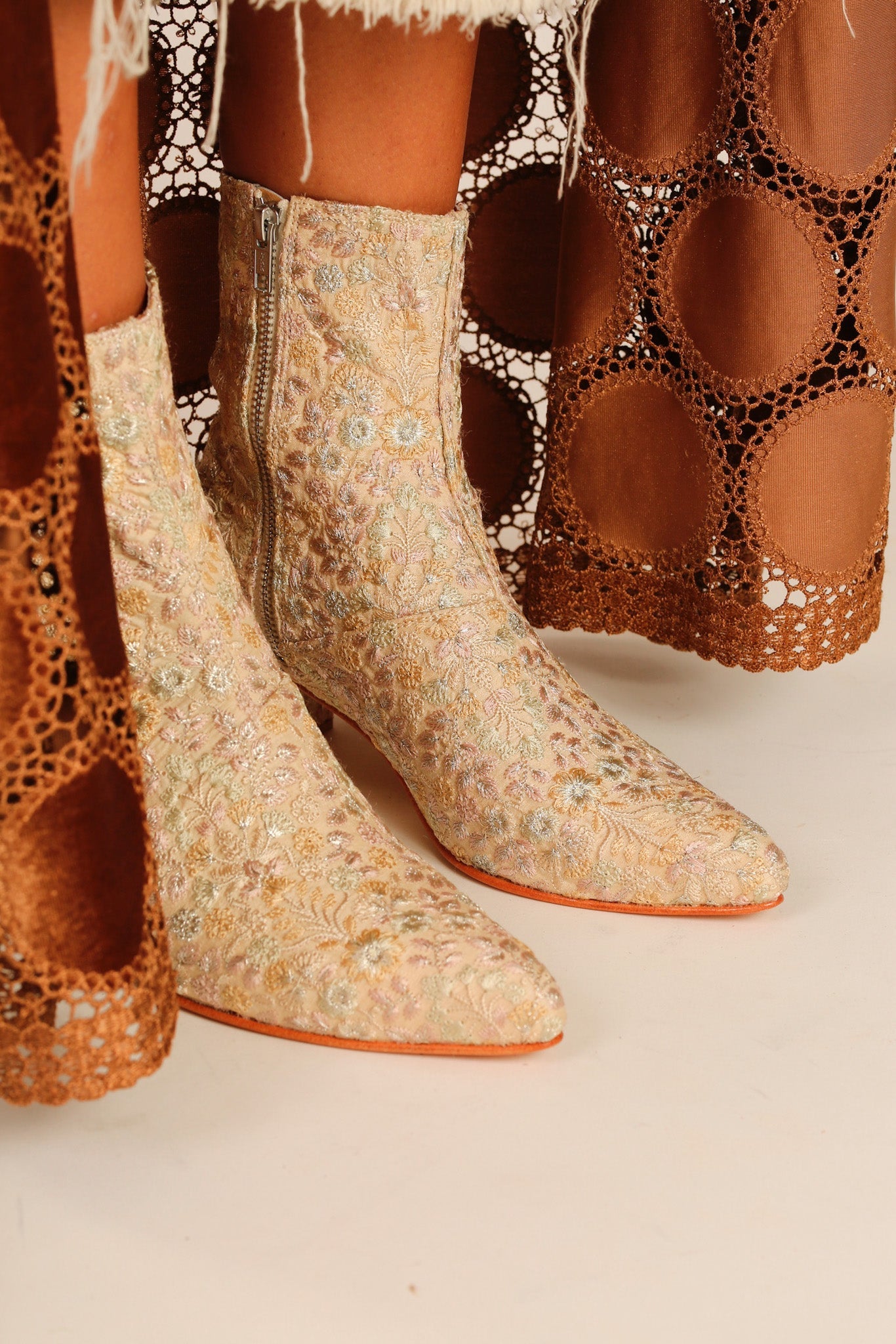 SILK EMBROIDERED BOOTS LYDIE - BANGKOK TAILOR CLOTHING STORE - HANDMADE CLOTHING