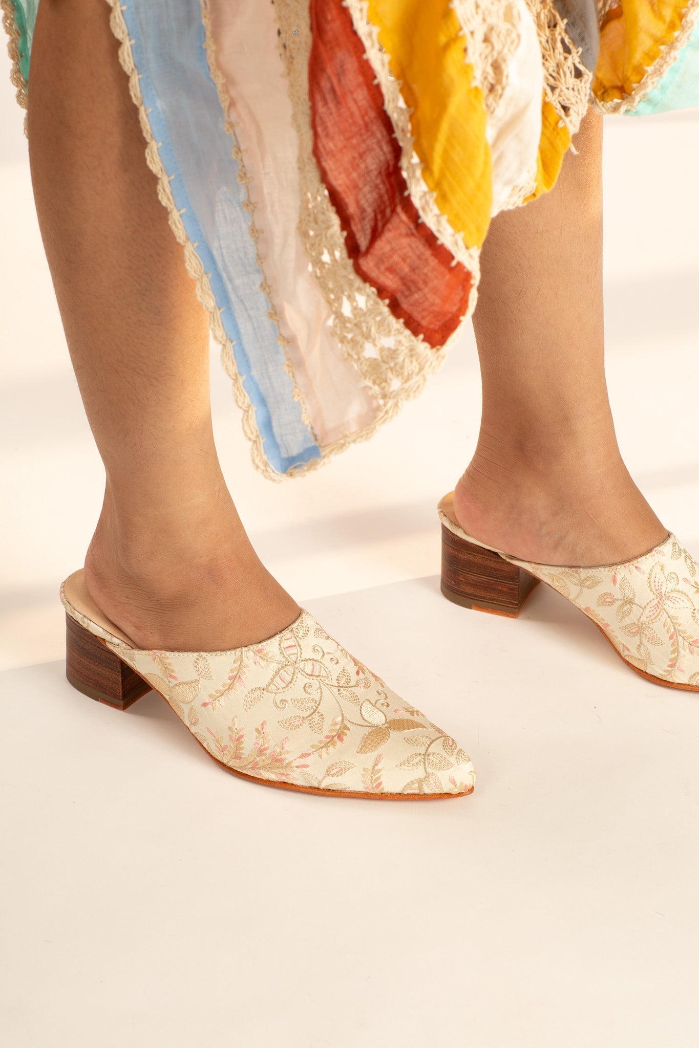 SILK EMBROIDERED MULES SUSIE - BANGKOK TAILOR CLOTHING STORE - HANDMADE CLOTHING