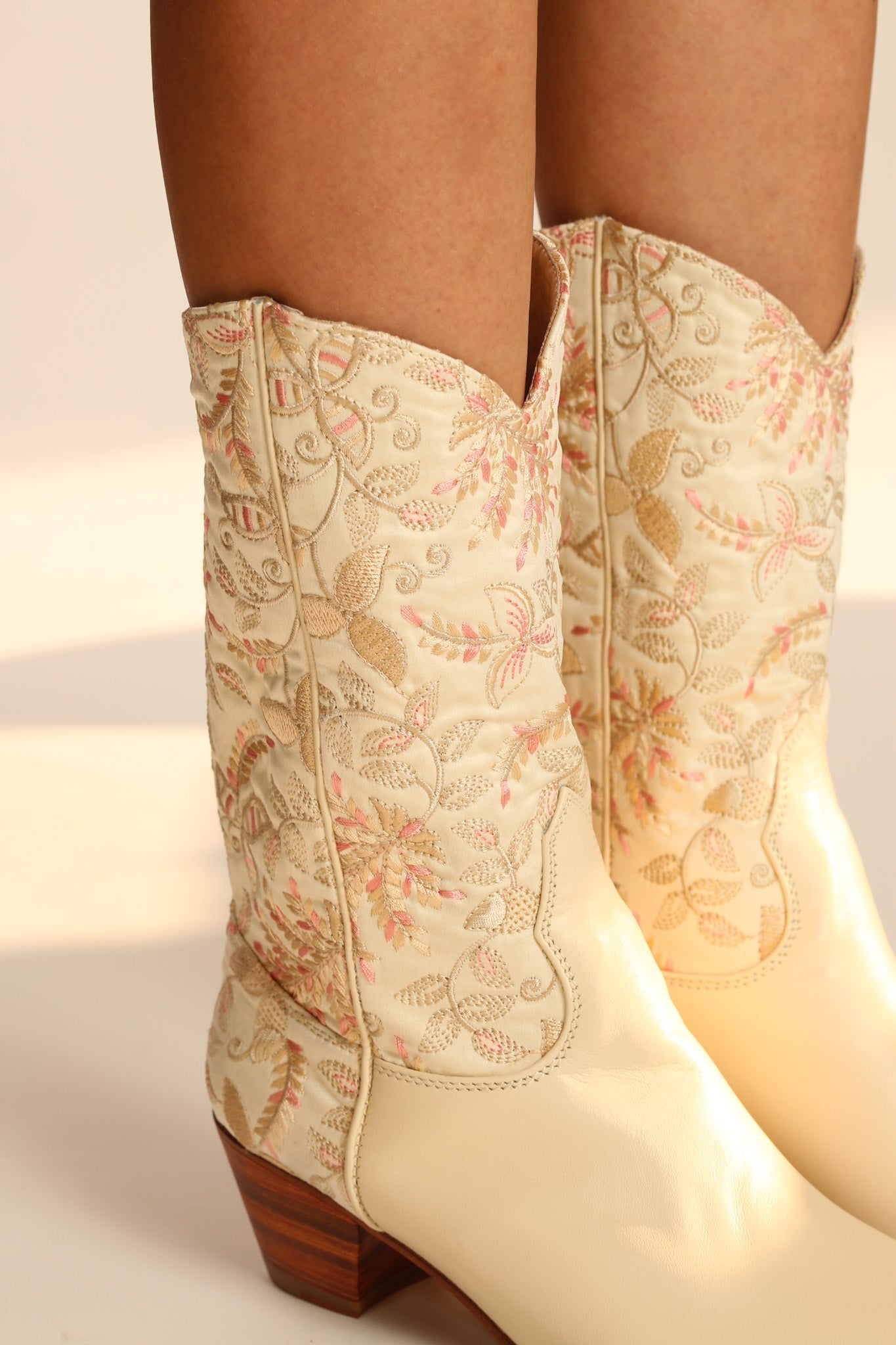 SILK WESTERN EMBROIDERED BOOTS RHEA - BANGKOK TAILOR CLOTHING STORE - HANDMADE CLOTHING