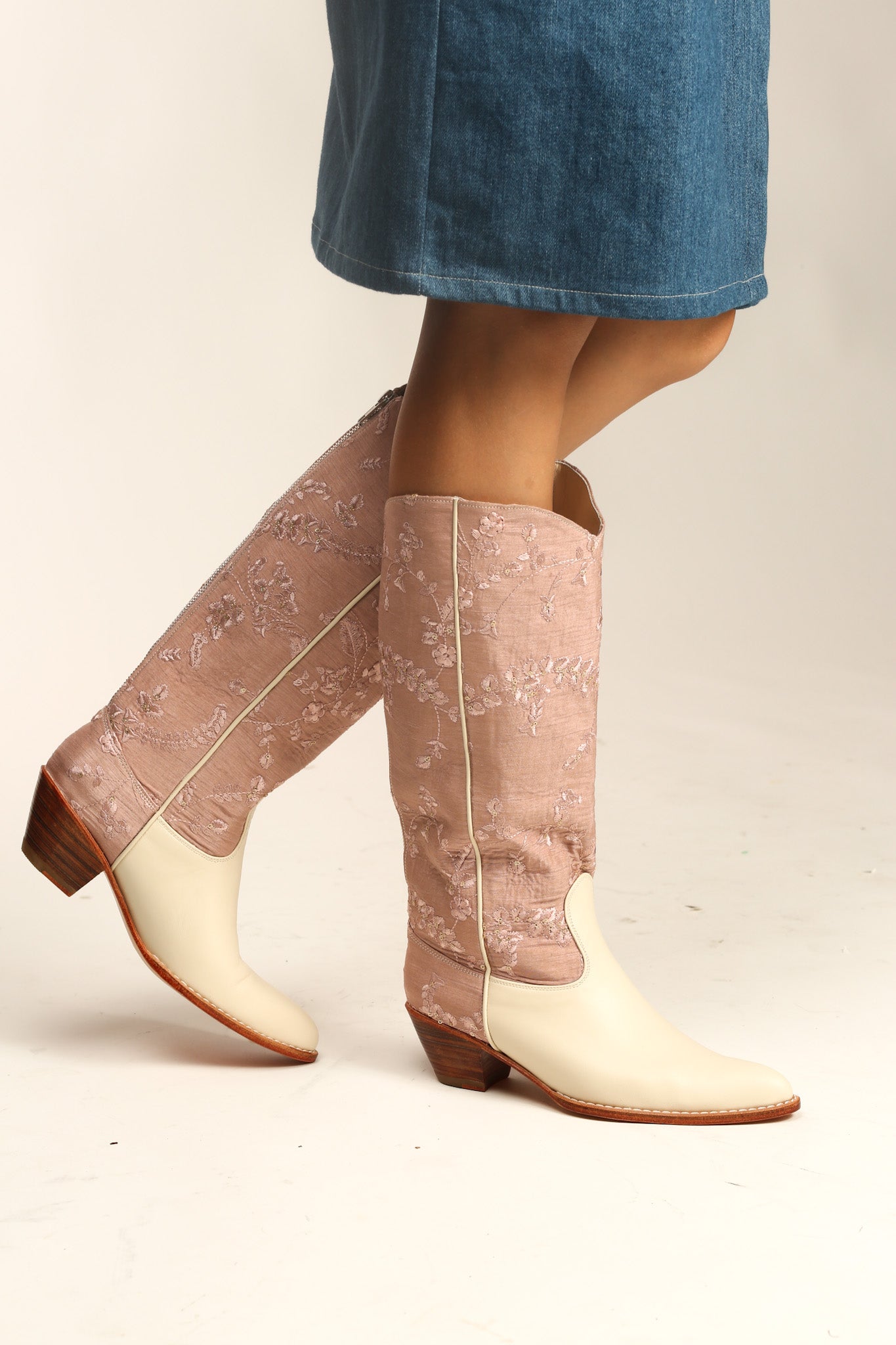 TALL EMBROIDERED BOOTS LYDI - BANGKOK TAILOR CLOTHING STORE - HANDMADE CLOTHING