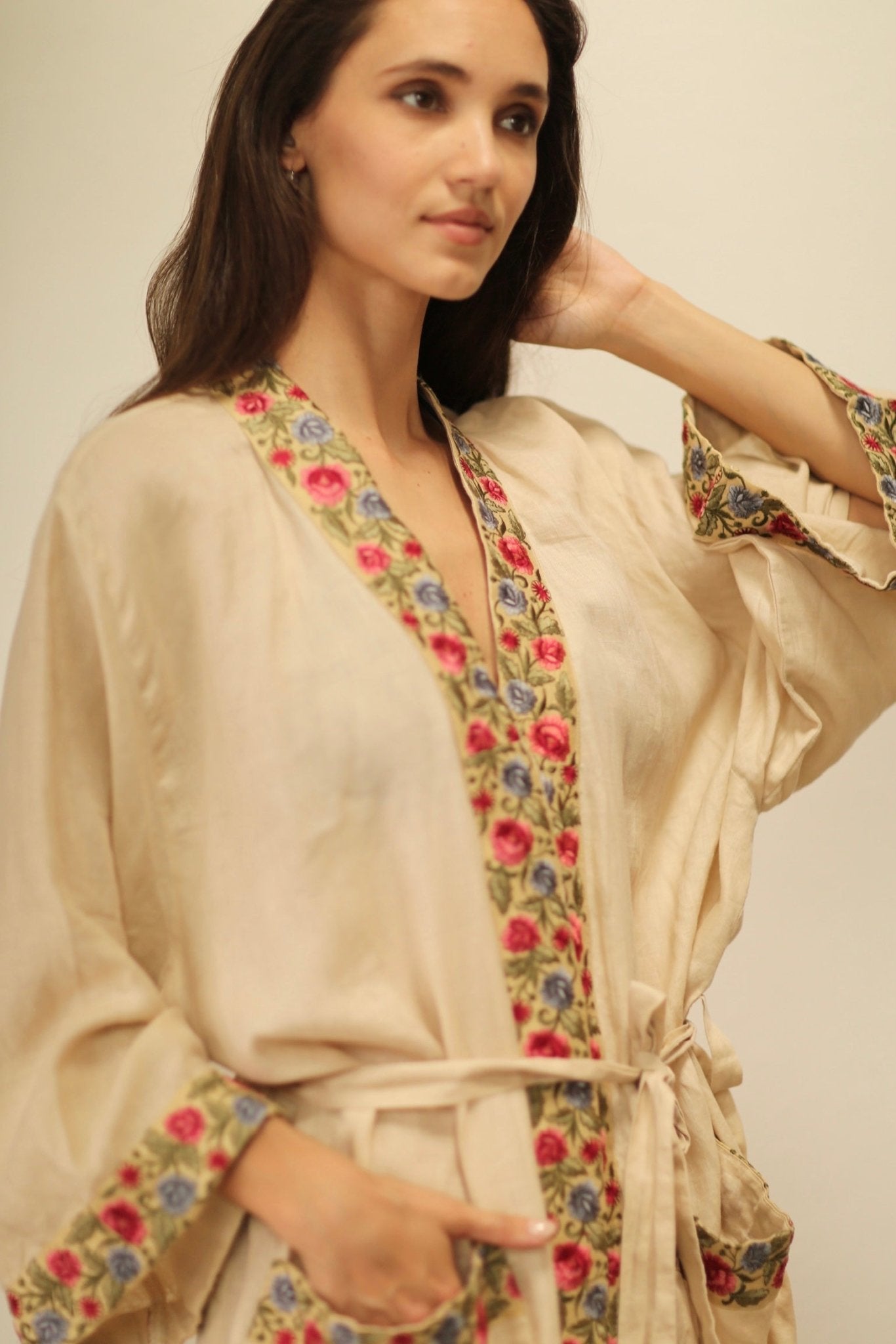 THE REDBLUE PREMIUM LINEN EMBROIDERED SILK TRIM KIMONO - BANGKOK TAILOR CLOTHING STORE - HANDMADE CLOTHING