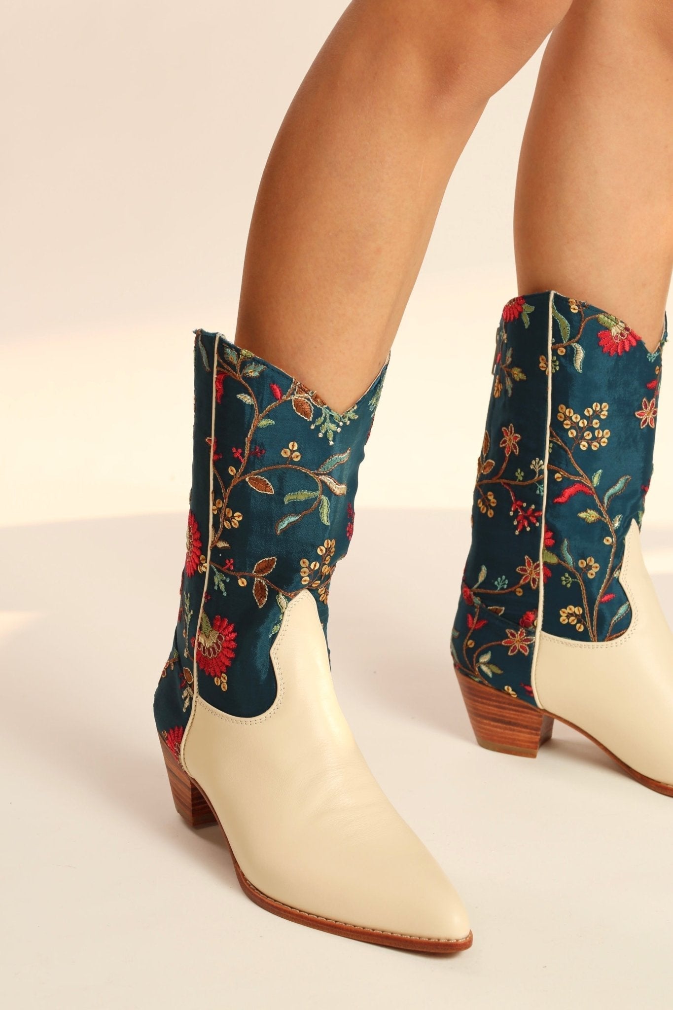 TURQUOISE WESTERN BOOTS BERNADETA - BANGKOK TAILOR CLOTHING STORE - HANDMADE CLOTHING