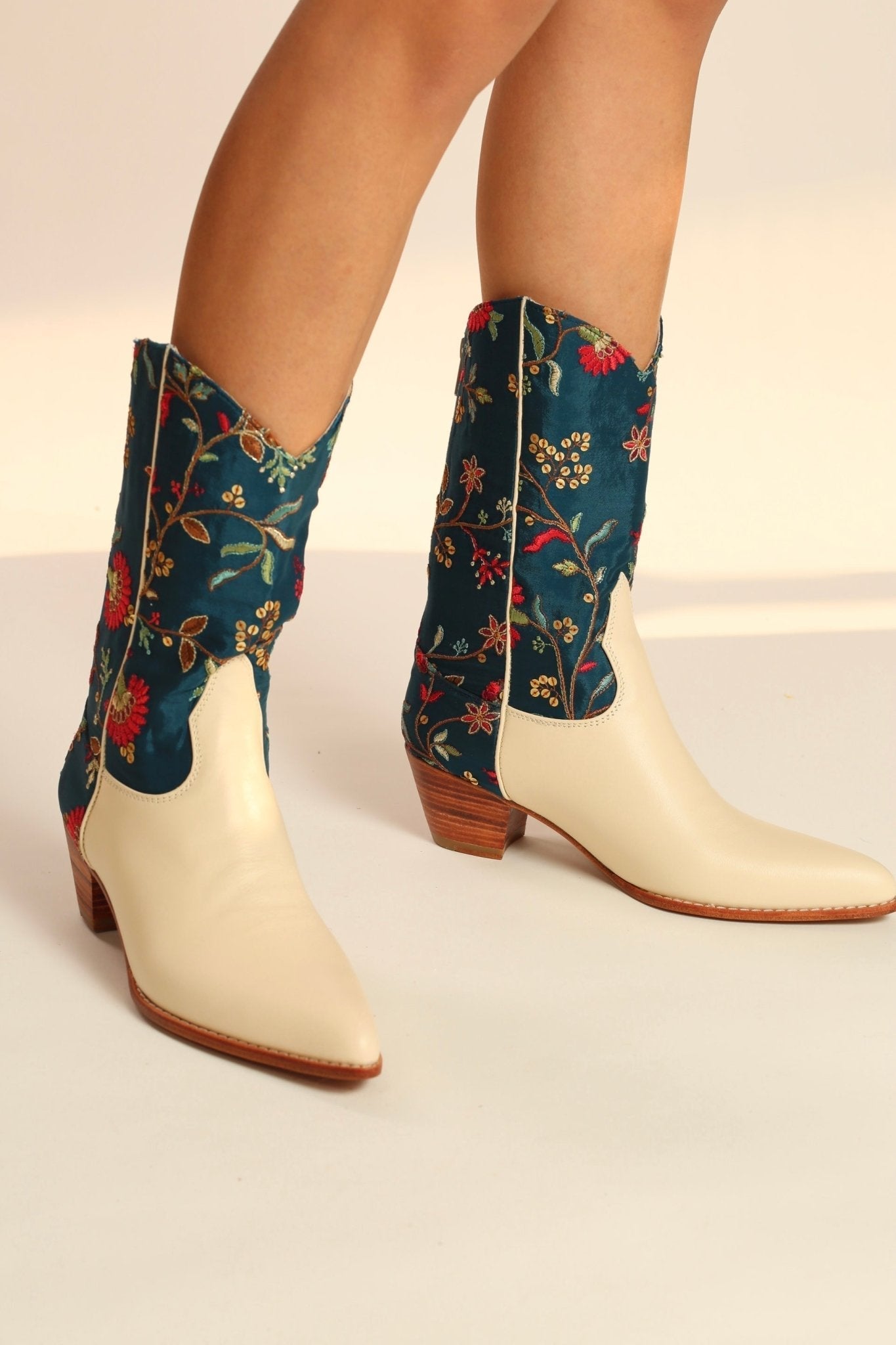 TURQUOISE WESTERN BOOTS BERNADETA - BANGKOK TAILOR CLOTHING STORE - HANDMADE CLOTHING