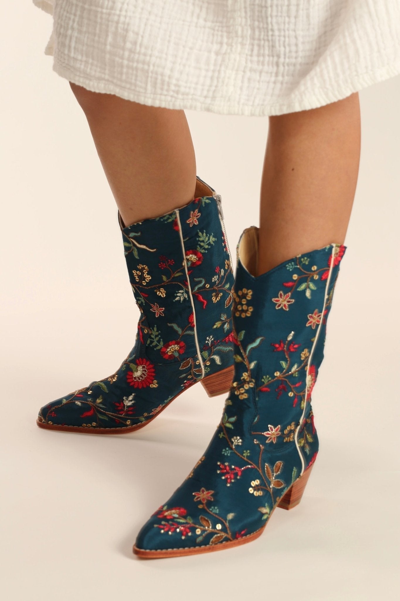 TURQUOISE WESTERN BOOTS OLIVIA - BANGKOK TAILOR CLOTHING STORE - HANDMADE CLOTHING