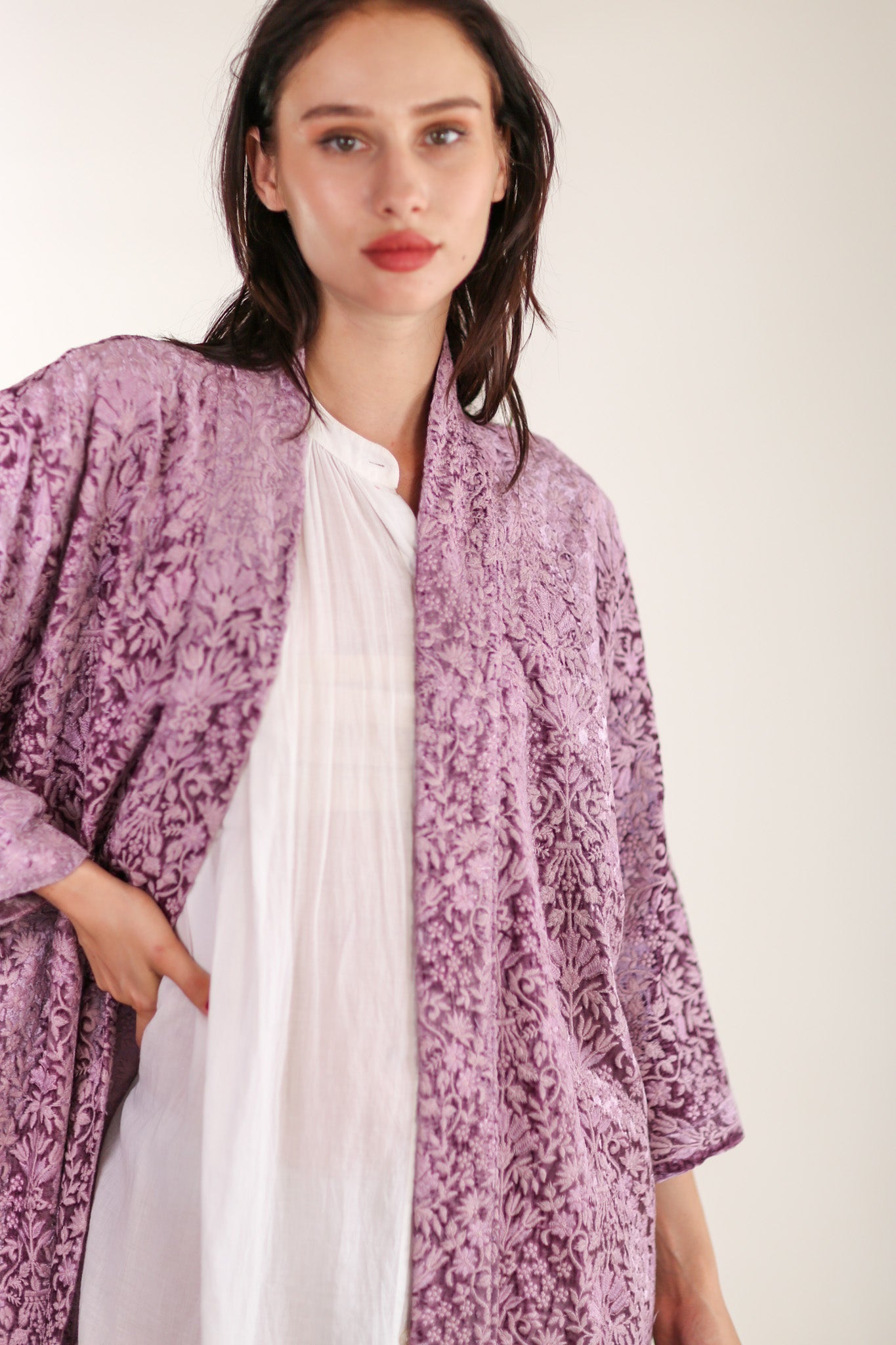 VELVET EMBROIDERED KIMONO GOYA - BANGKOK TAILOR CLOTHING STORE - HANDMADE CLOTHING