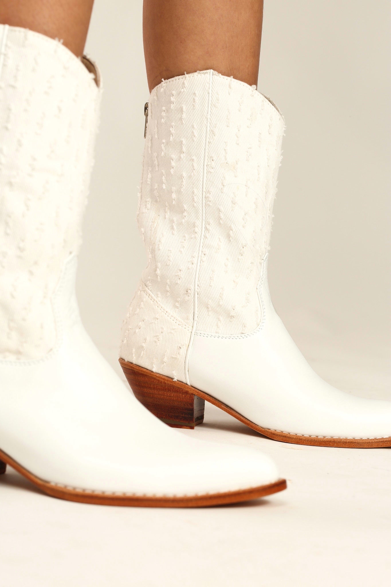 WHITE DENIM WESTERN BOOTS MILKA - BANGKOK TAILOR CLOTHING STORE - HANDMADE CLOTHING