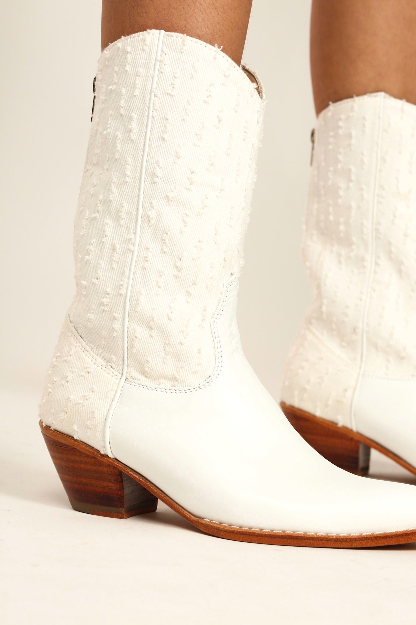 WHITE DENIM WESTERN BOOTS MILKA - BANGKOK TAILOR CLOTHING STORE - HANDMADE CLOTHING