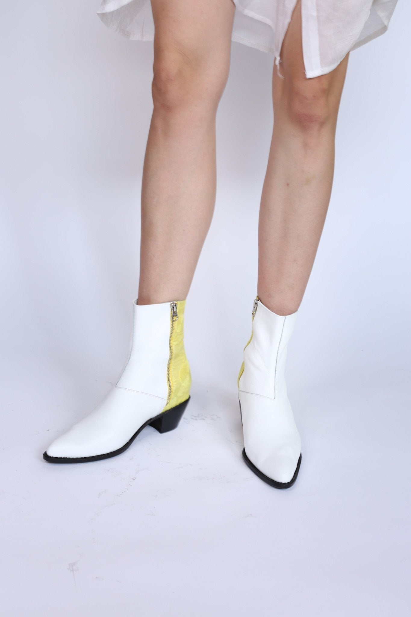 WHITE LEATHER YELLOW EMBROIDERED FABRIC BOOTS AGNETHA - BANGKOK TAILOR CLOTHING STORE - HANDMADE CLOTHING