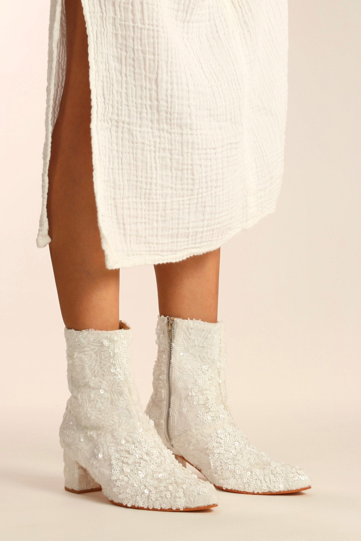 WHITE SEQUIN EMBROIDERED WEDDING BOOTS ODECIA - BANGKOK TAILOR CLOTHING STORE - HANDMADE CLOTHING