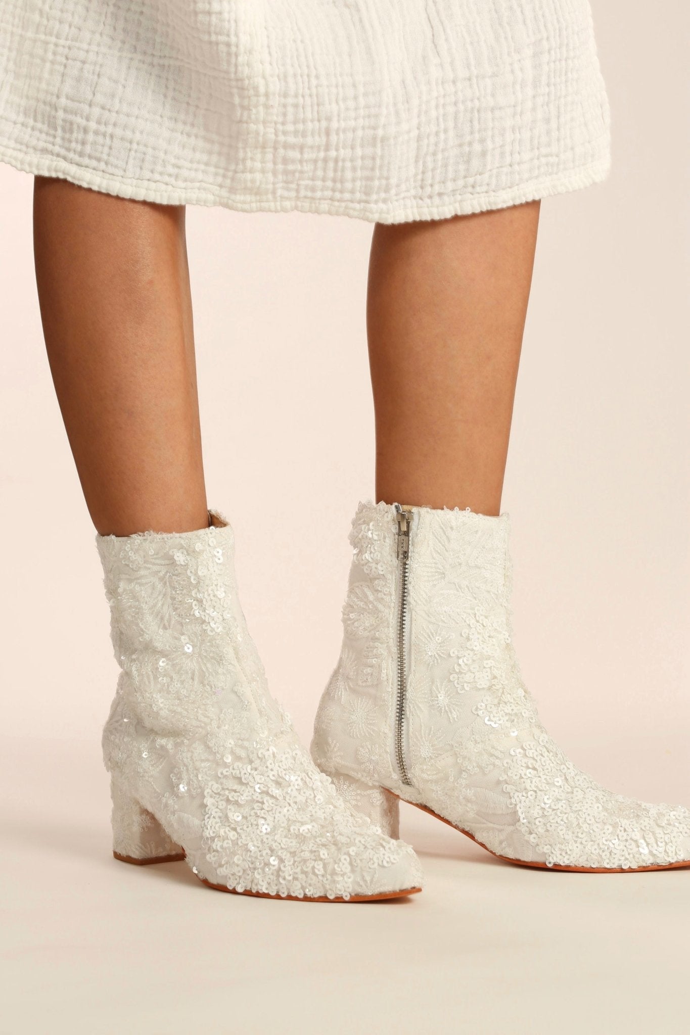 WHITE SEQUIN EMBROIDERED WEDDING BOOTS ODECIA - BANGKOK TAILOR CLOTHING STORE - HANDMADE CLOTHING