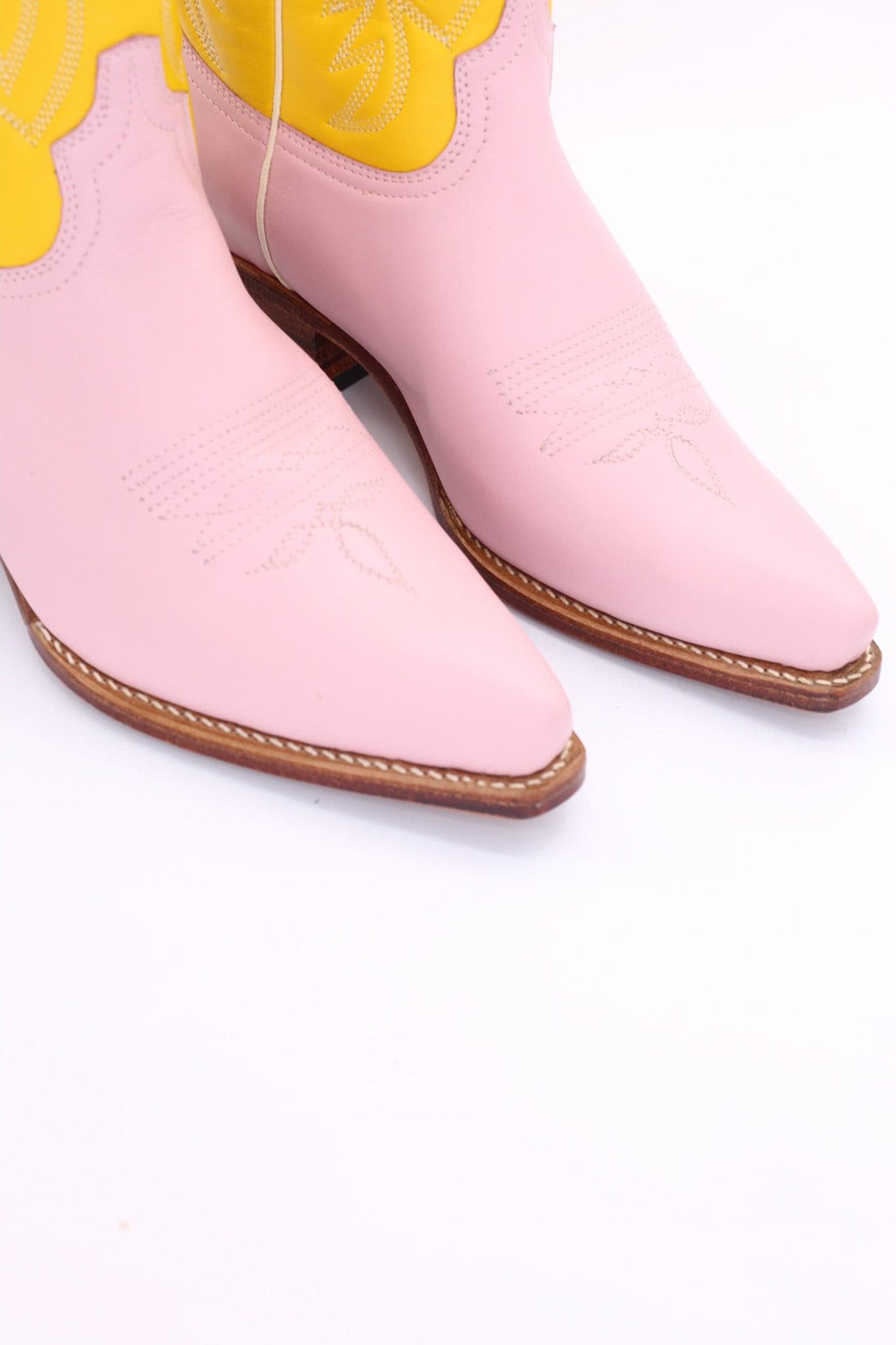 YELLOW PINK BOOTS MARJON - BANGKOK TAILOR CLOTHING STORE - HANDMADE CLOTHING