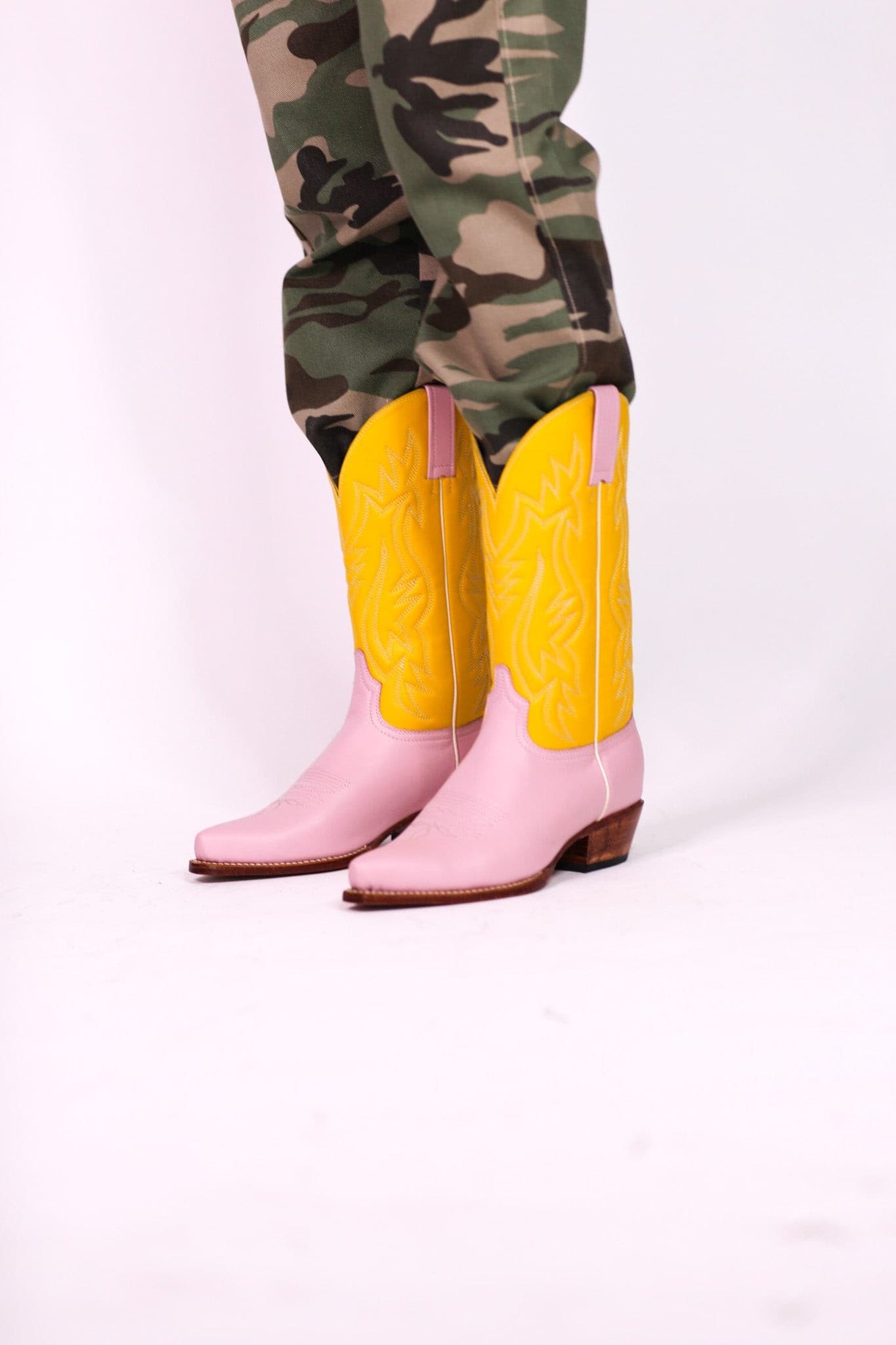 YELLOW PINK BOOTS MARJON - BANGKOK TAILOR CLOTHING STORE - HANDMADE CLOTHING